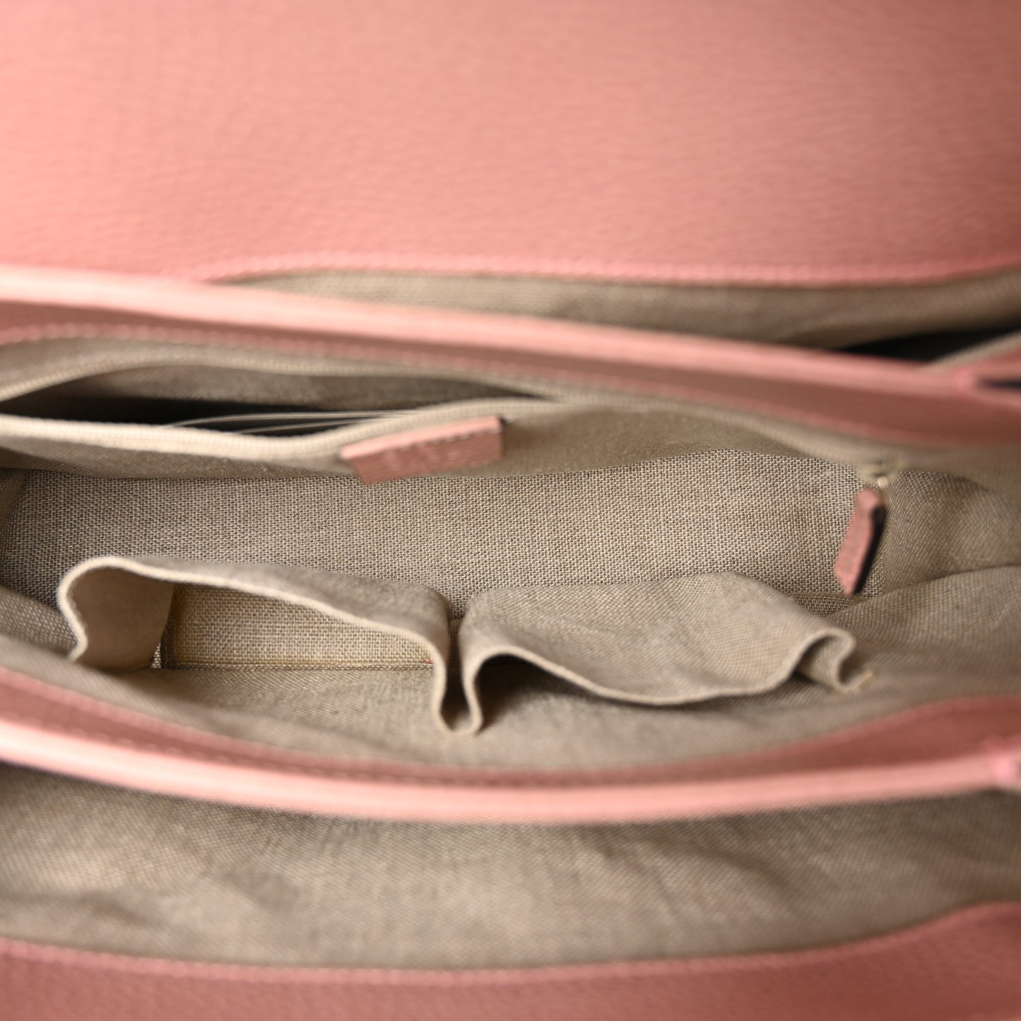 Dollar Calfskin Medium Interlocking G Top Handle Shoulder Bag Soft Pink