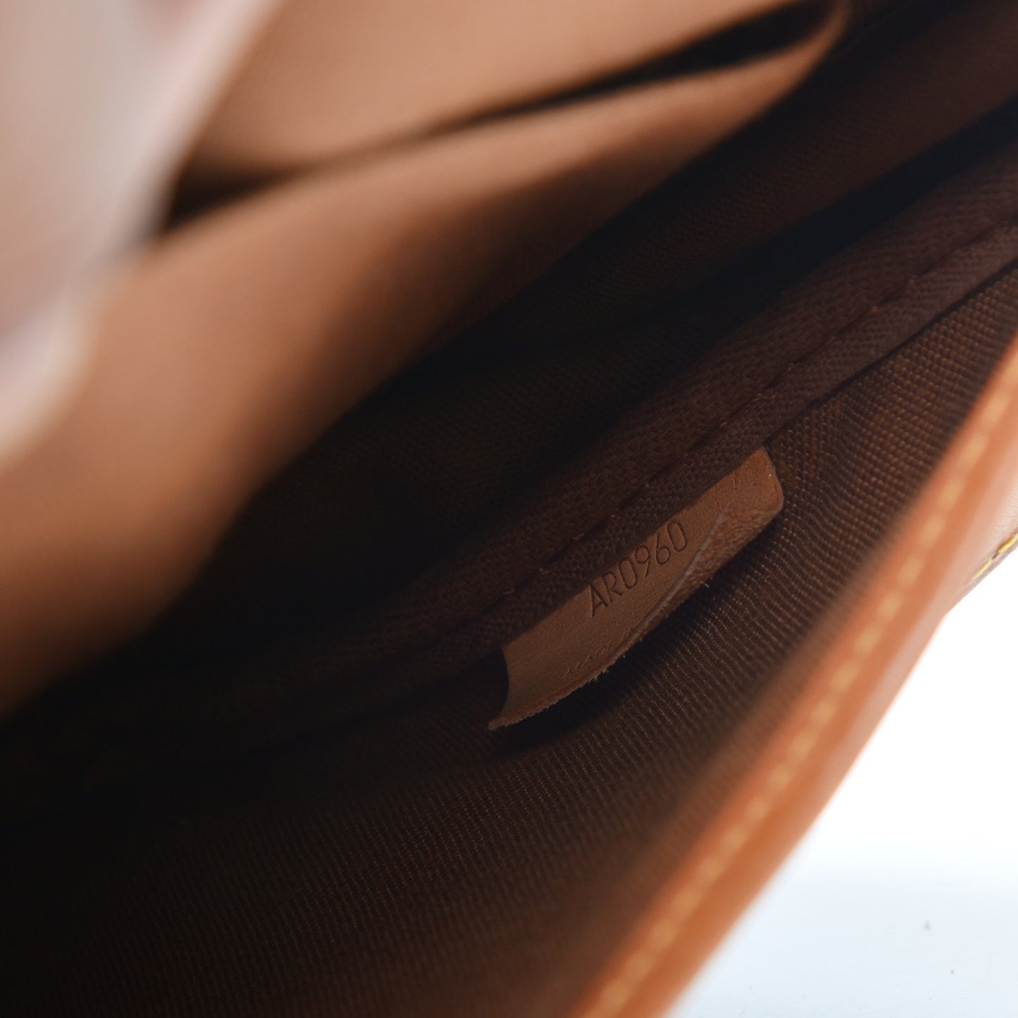 Monogram Saumur 35