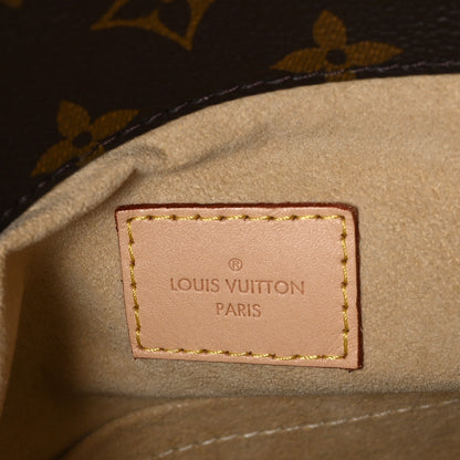 Louis Vuitton Monogram Artsy MM 6 of 9