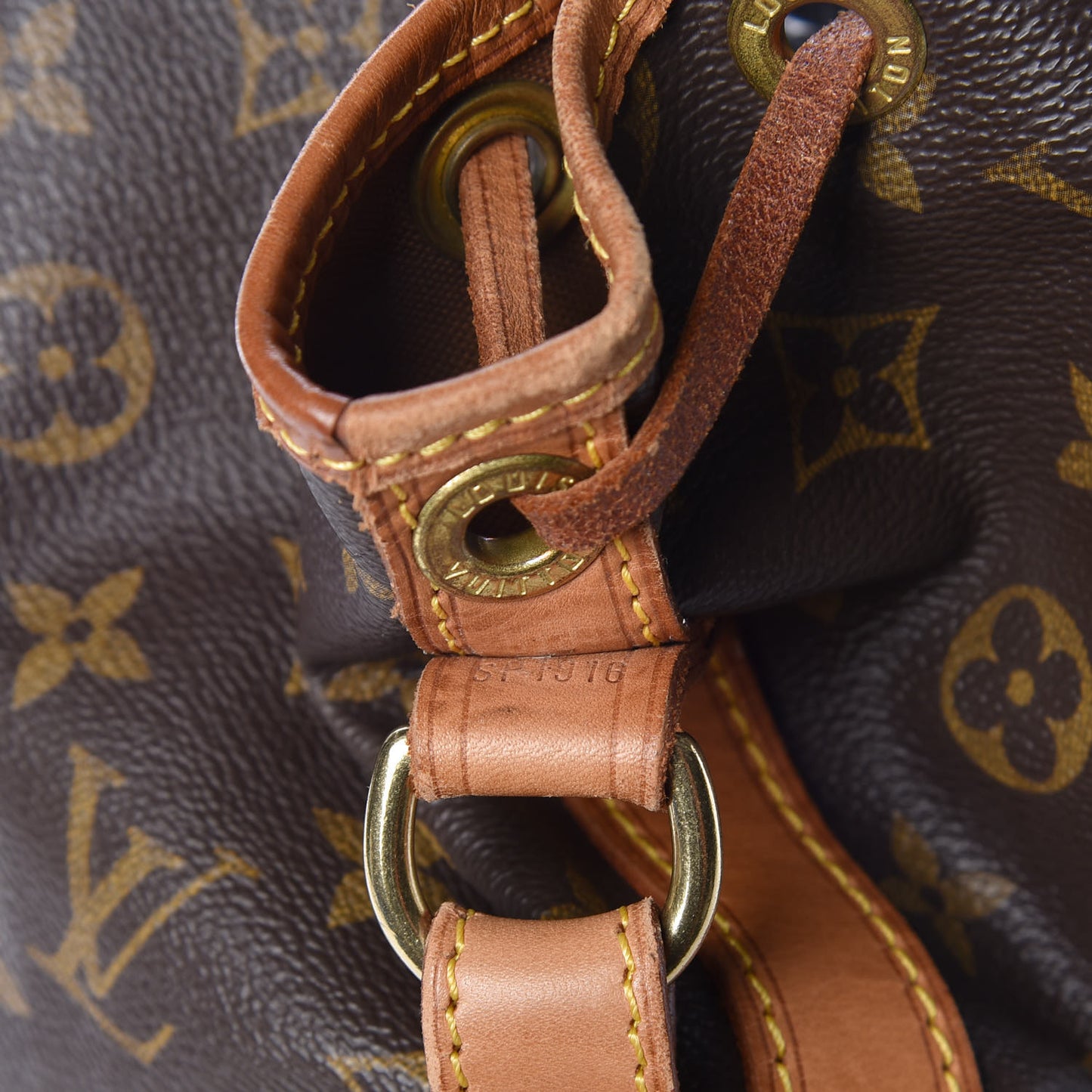 Monogram Noe