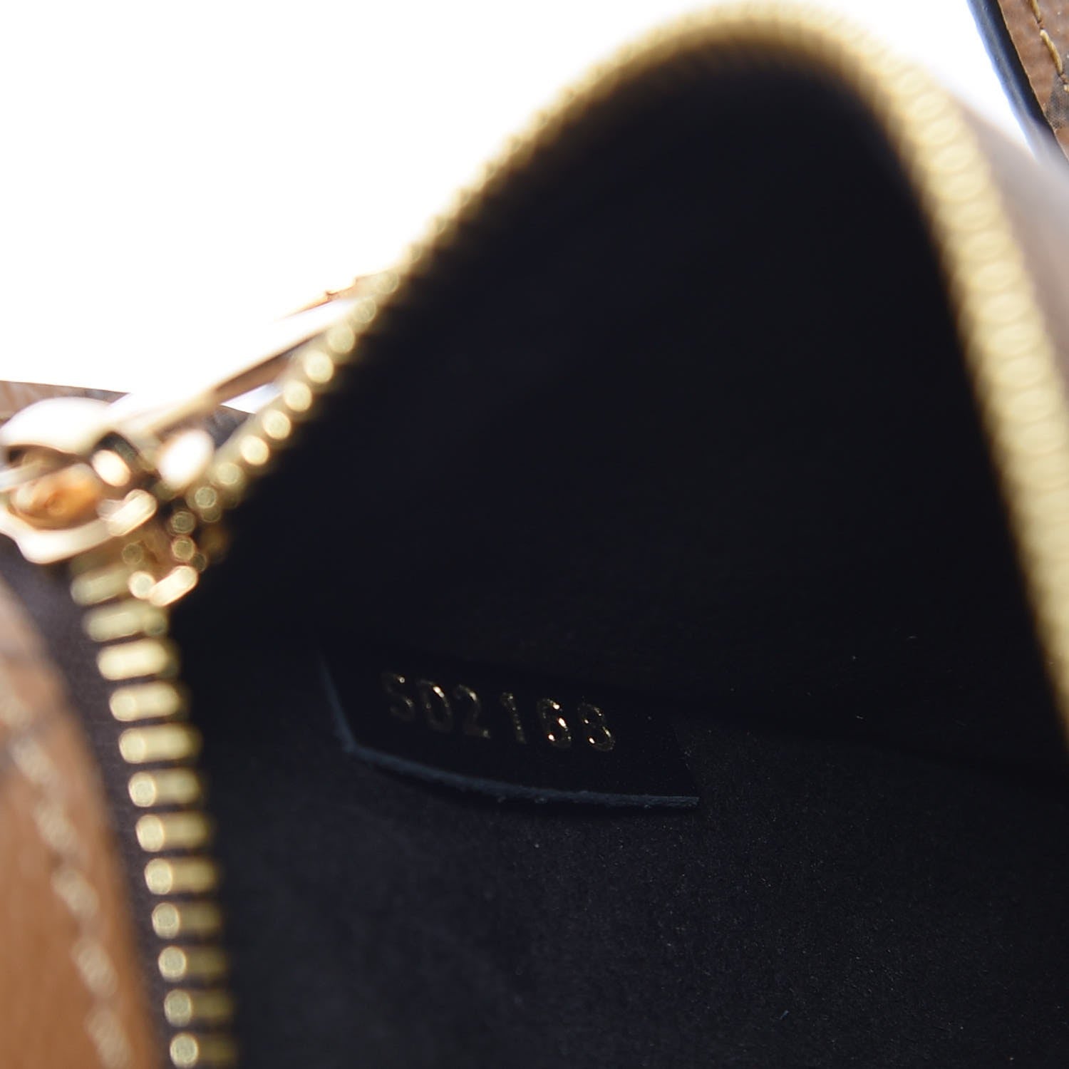 Louis Vuitton Reverse Monogram Pochette Metis 8 of 8