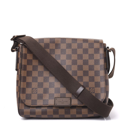 Louis Vuitton Damier Ebene District PM 1 of 8