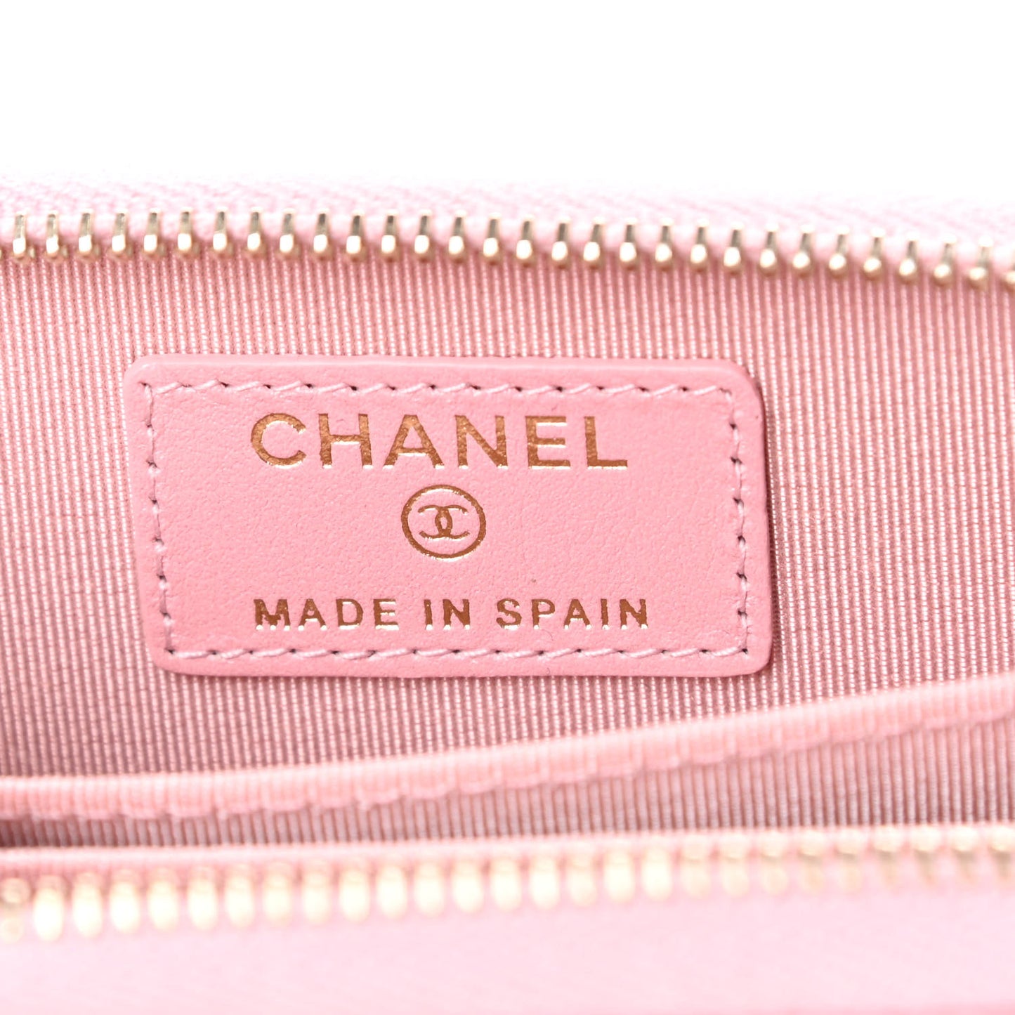 Iridescent Caviar Quilted Zip Coin Purse Pink