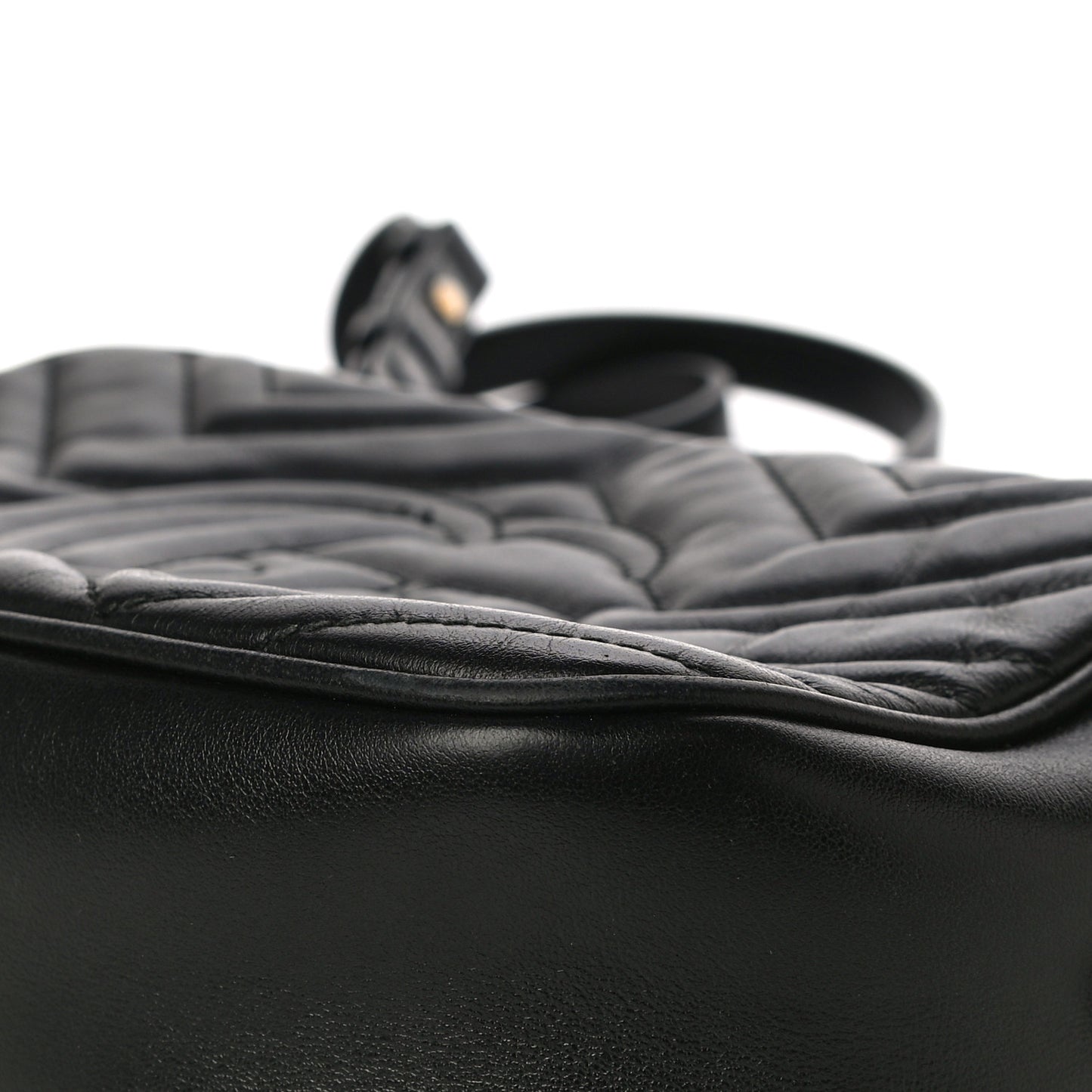 Calfskin Matelasse Small GG Marmont Chain Shoulder Bag Black