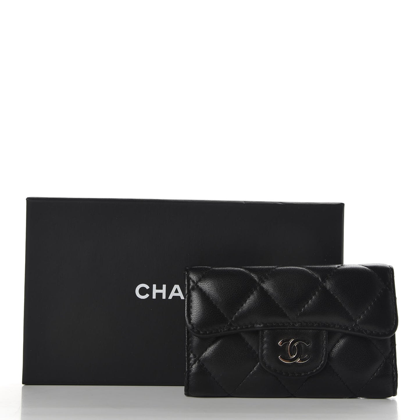 Lambskin Quilted 6 Key Holder Black