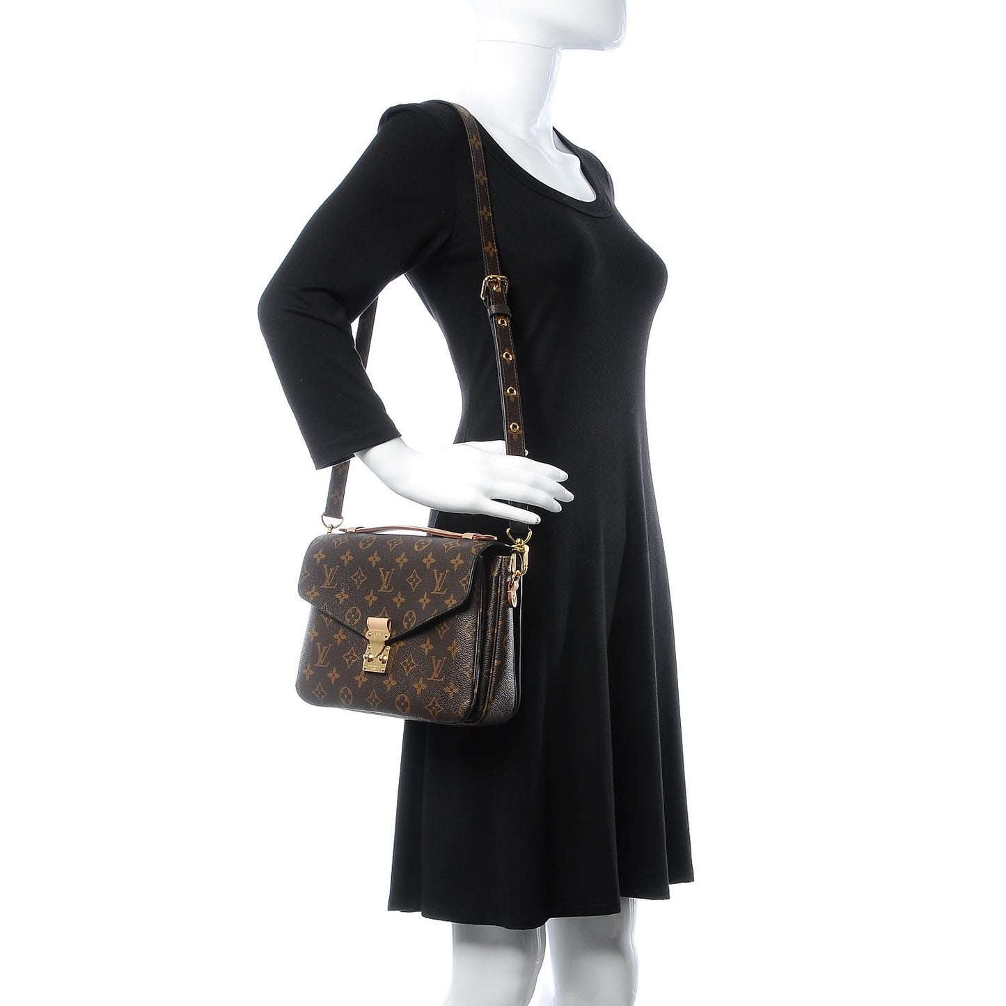 Monogram Pochette Metis