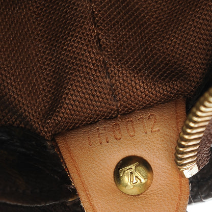 Louis Vuitton Monogram Cabas Mezzo 6 of 10