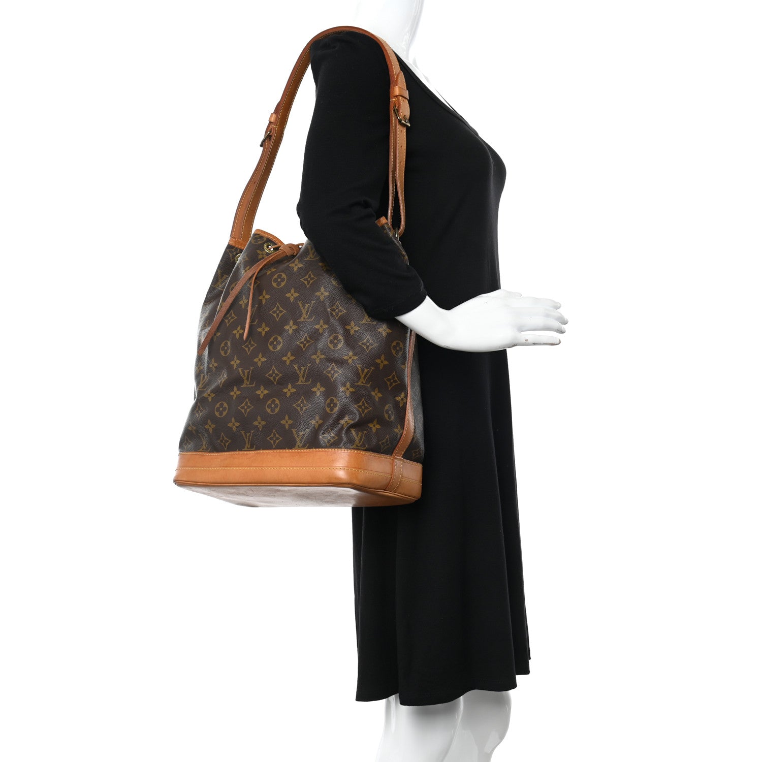 Louis Vuitton Monogram Noe 2 of 10