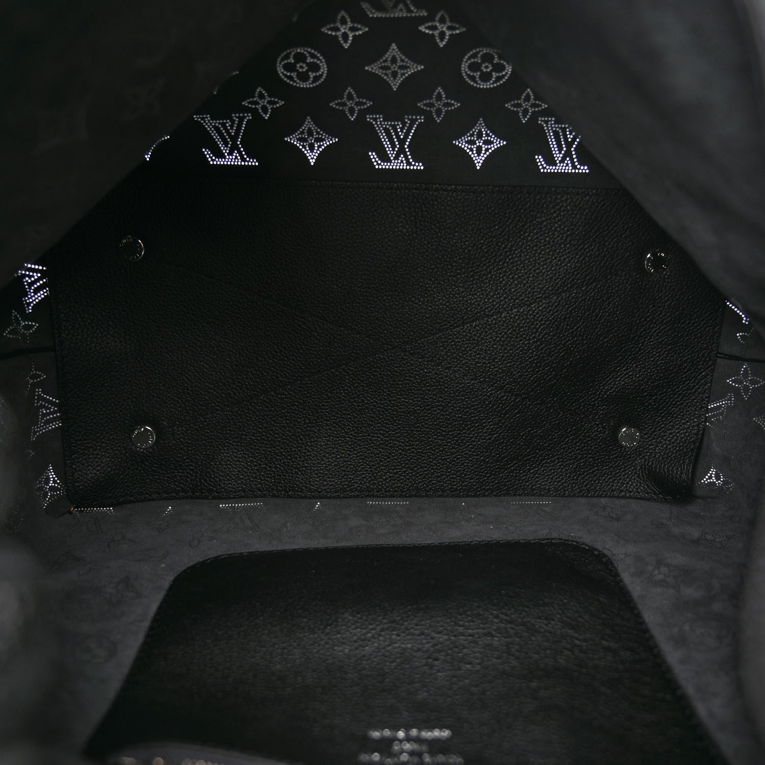Louis Vuitton Mahina Carmel Hobo Black 5 of 9