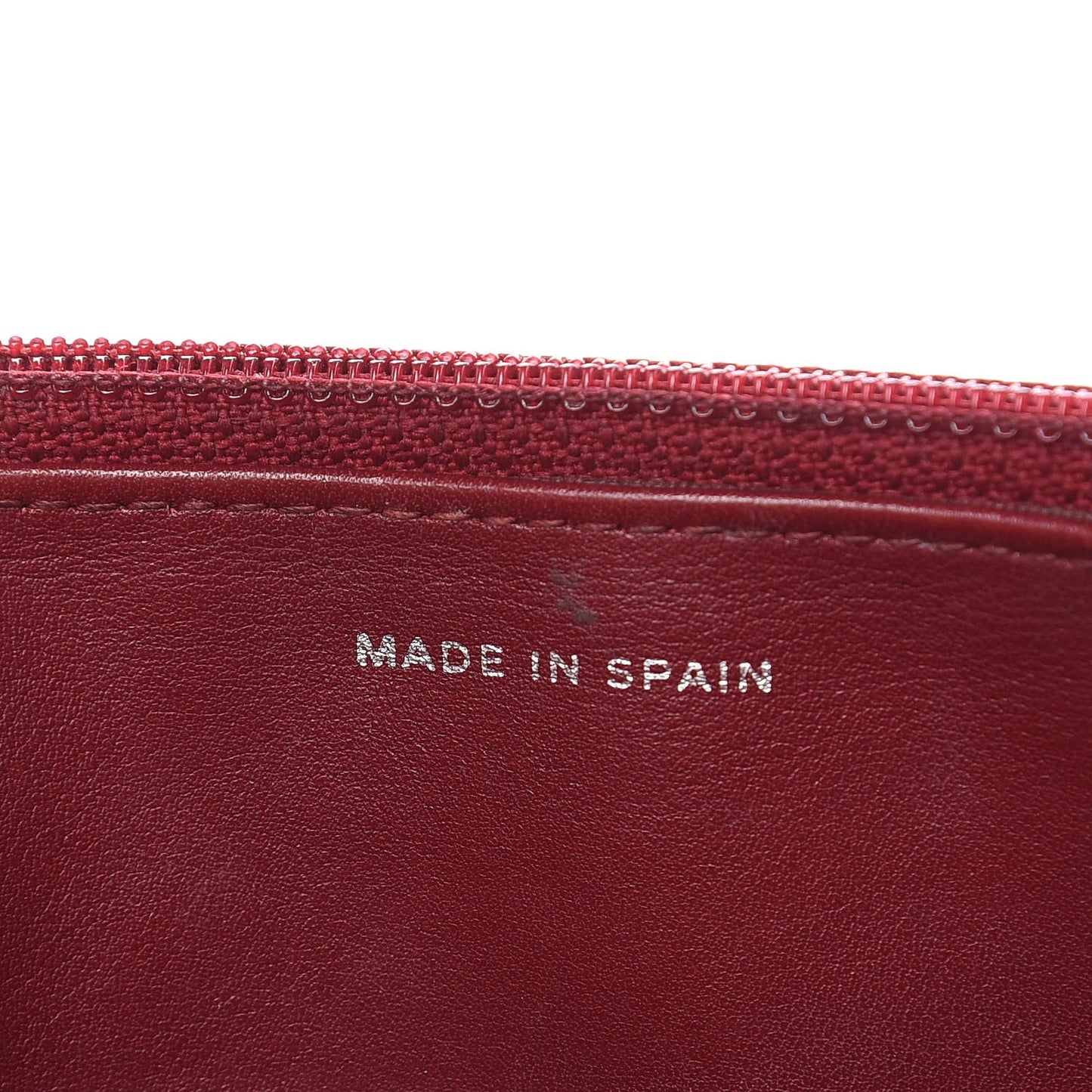 Patent Quilted Wallet On Chain WOC Red