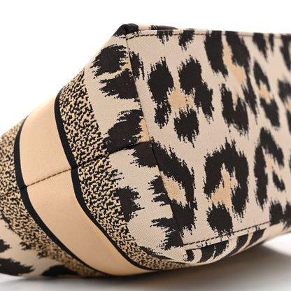 Christian Dior Canvas Mizza Embroidered Medium Leopard DiorTravel Nomad Pouch Beige 9 of 11