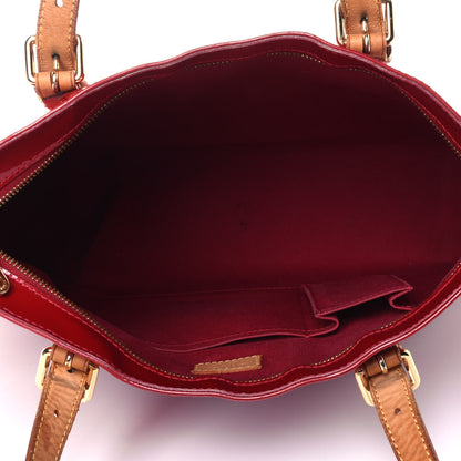 Louis Vuitton Vernis Brentwood Pomme D'Amour 4 of 11