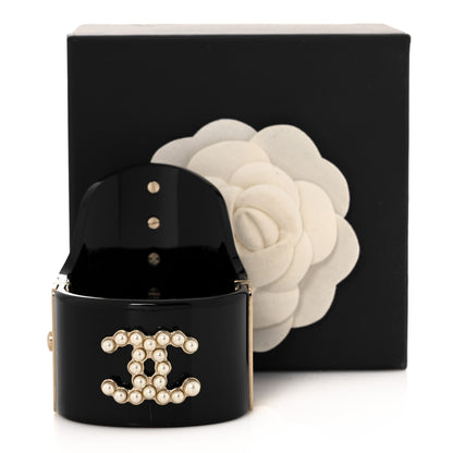Chanel Resin Pearl CC Cuff Bracelet Black Gold 6 of 6