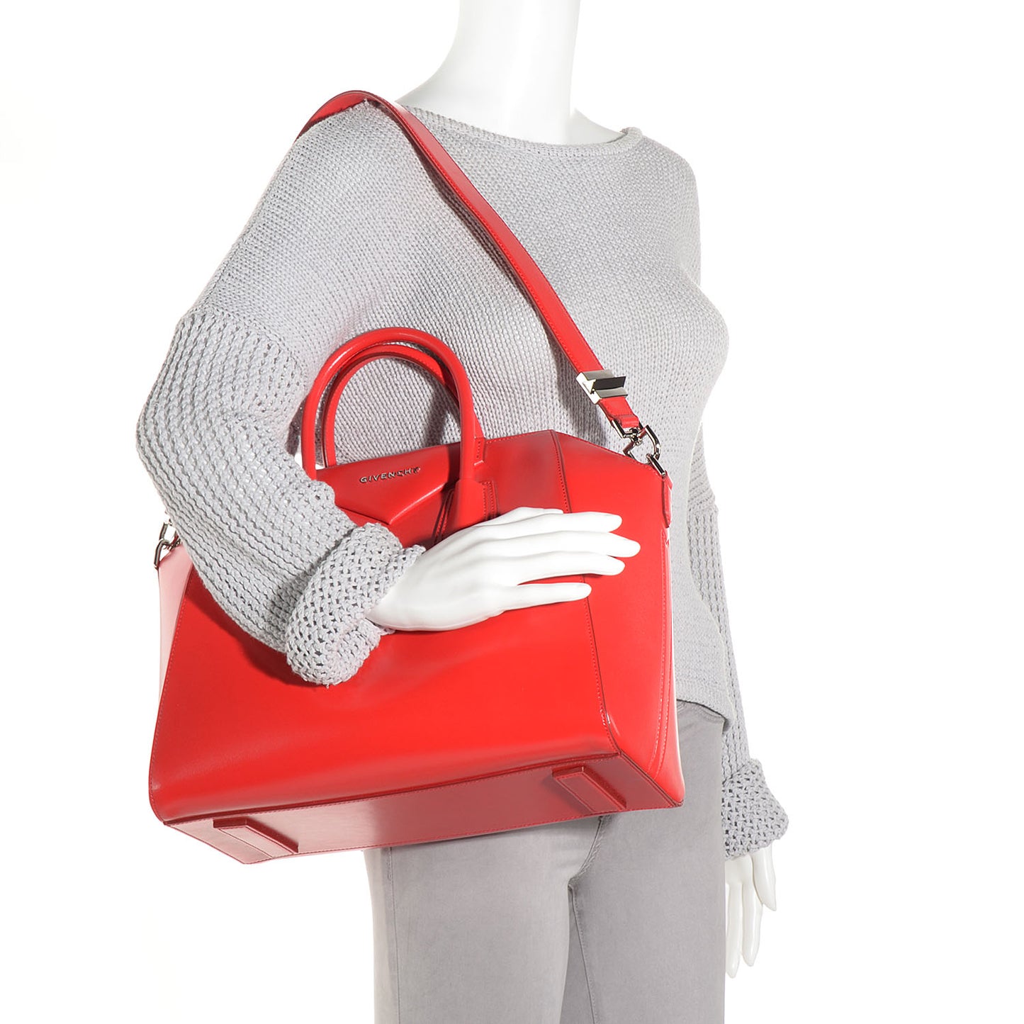 Shiny Lord Calfskin Medium Antigona Medium Red
