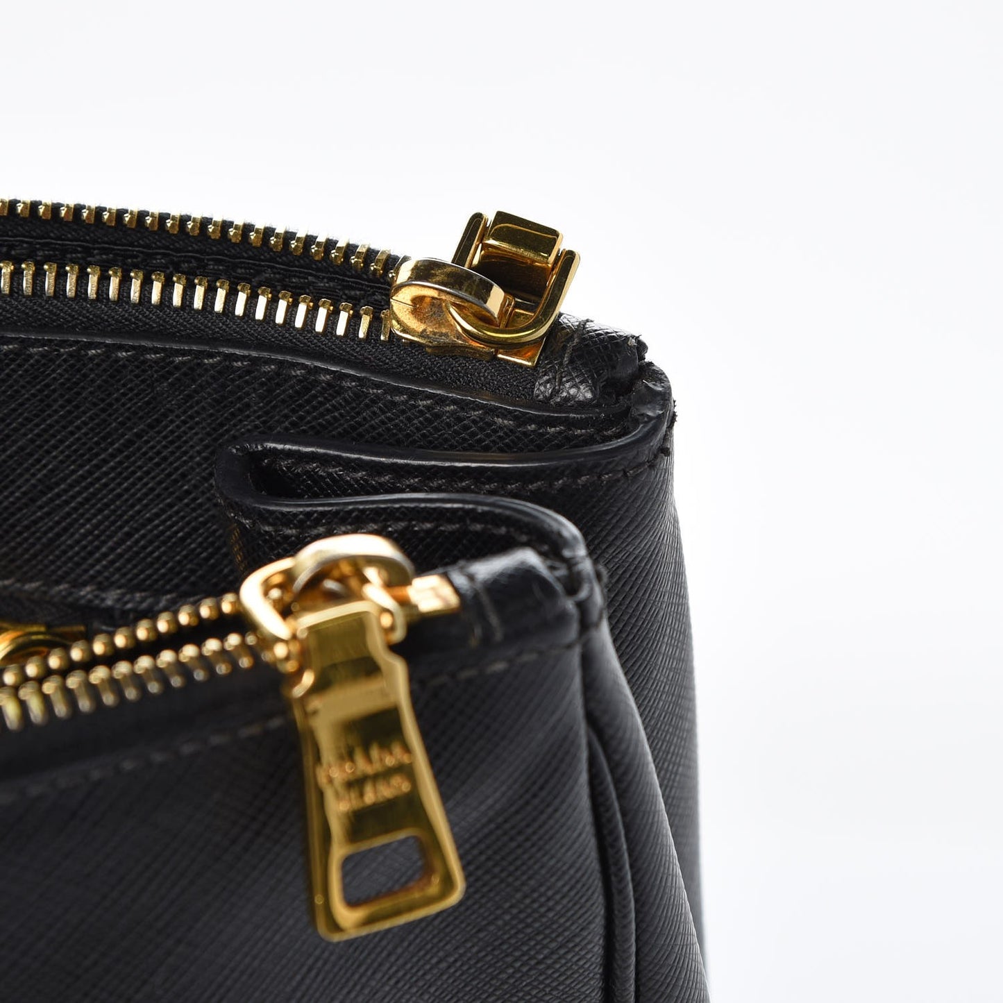 Saffiano Large Galleria Double Zip Tote Black
