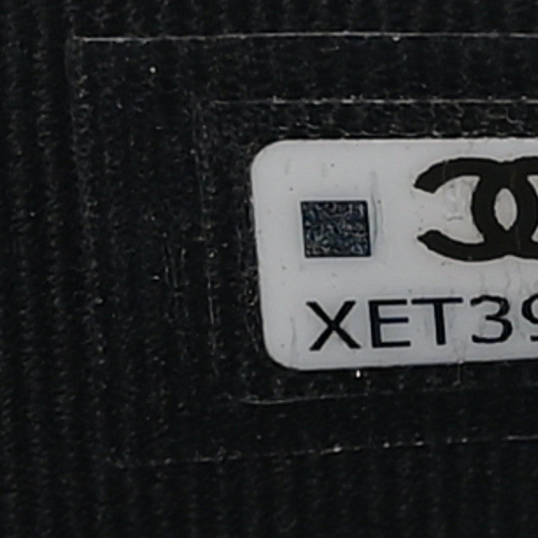 Lambskin Quilted Pearl Top Handle Clutch With Chain Black