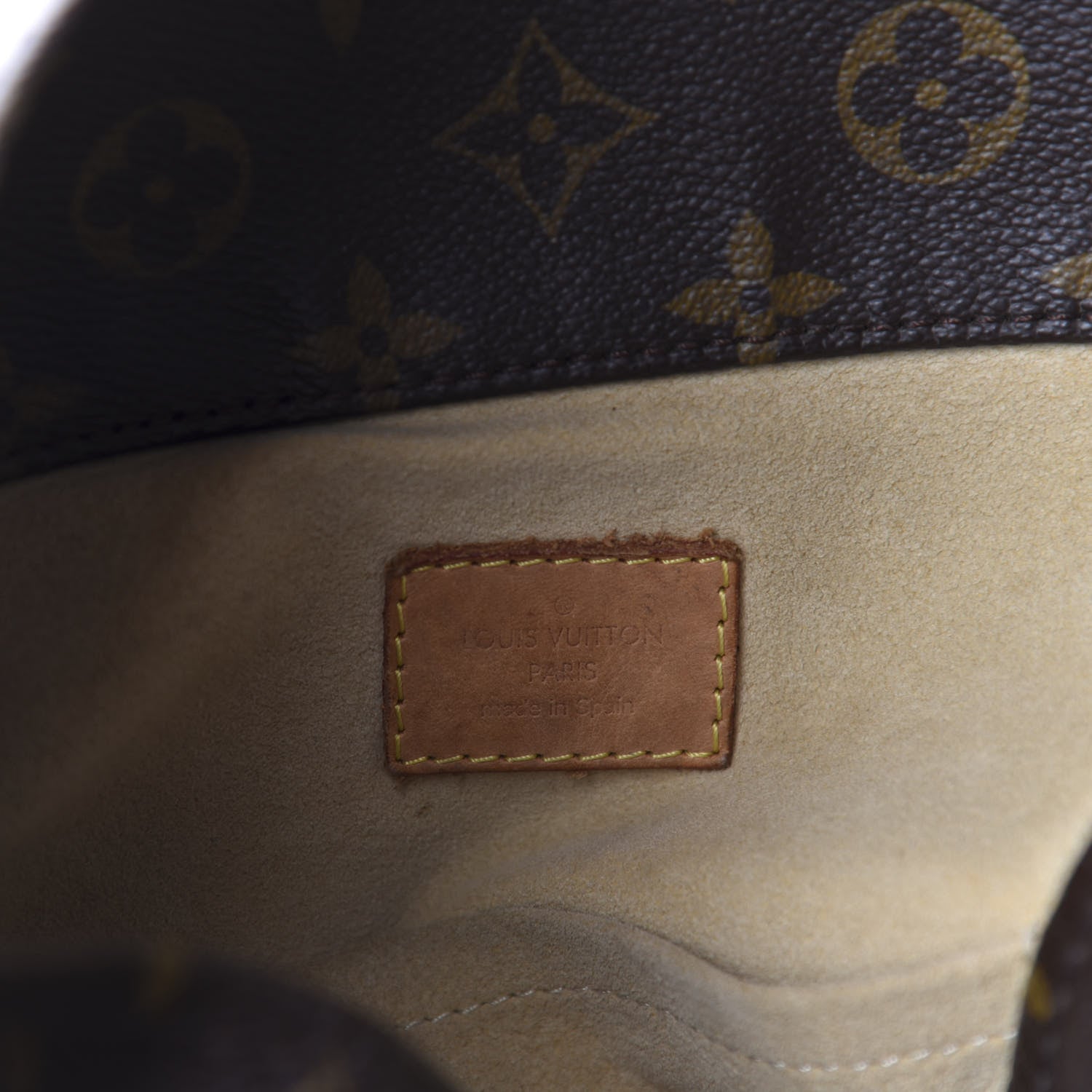 Louis Vuitton Monogram Artsy MM 8 of 9