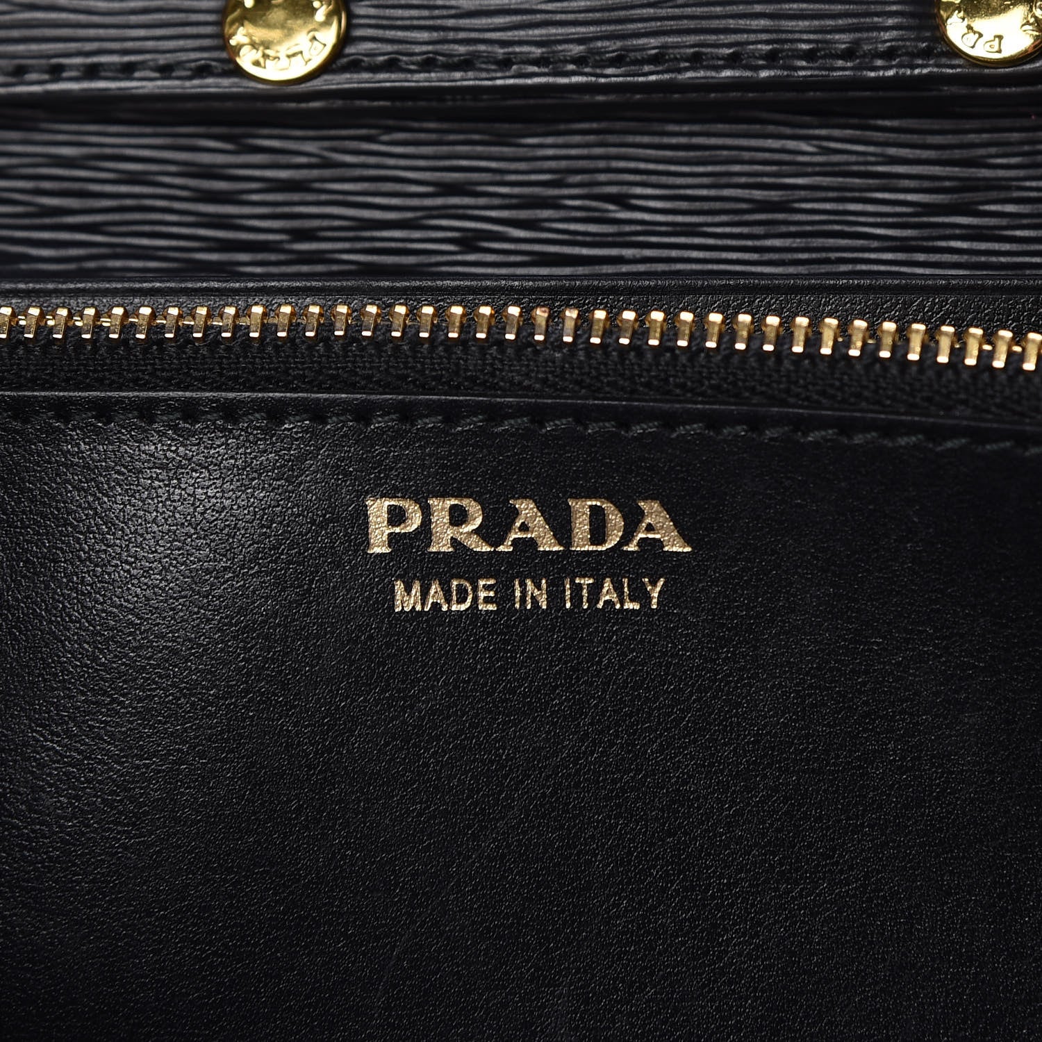 Prada Vitello Move Metal Oro Chain Wallet Black 6 of 9