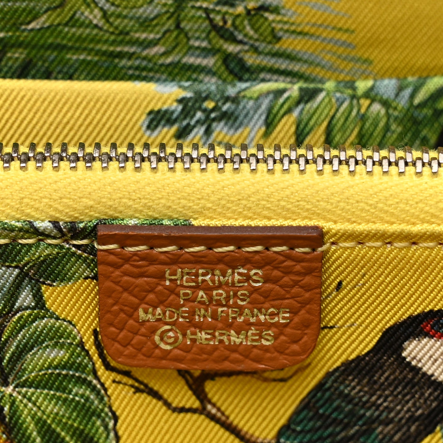 Epsom Silk'in Compact Wallet Gold