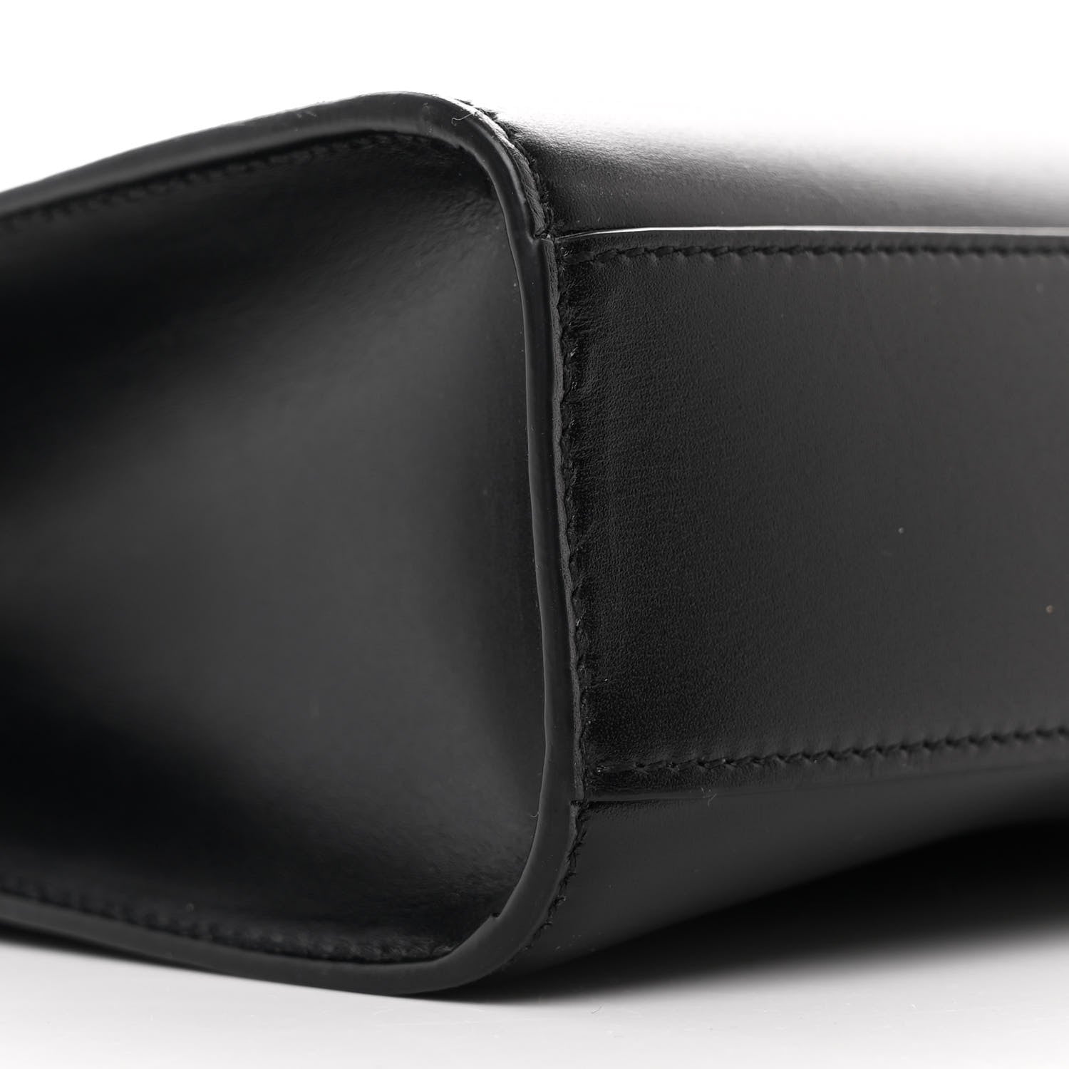 Saint Laurent Smooth Calfskin Manhattan Shoulder Bag Black 9 of 11