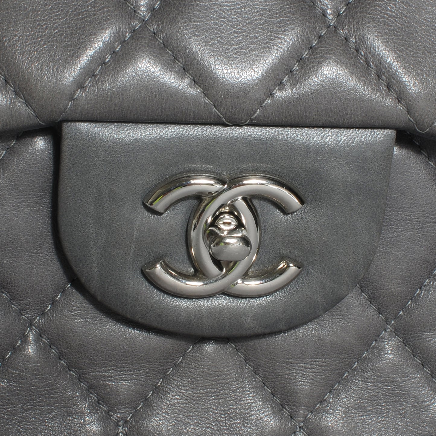 Lambskin Jumbo Single Flap Grey