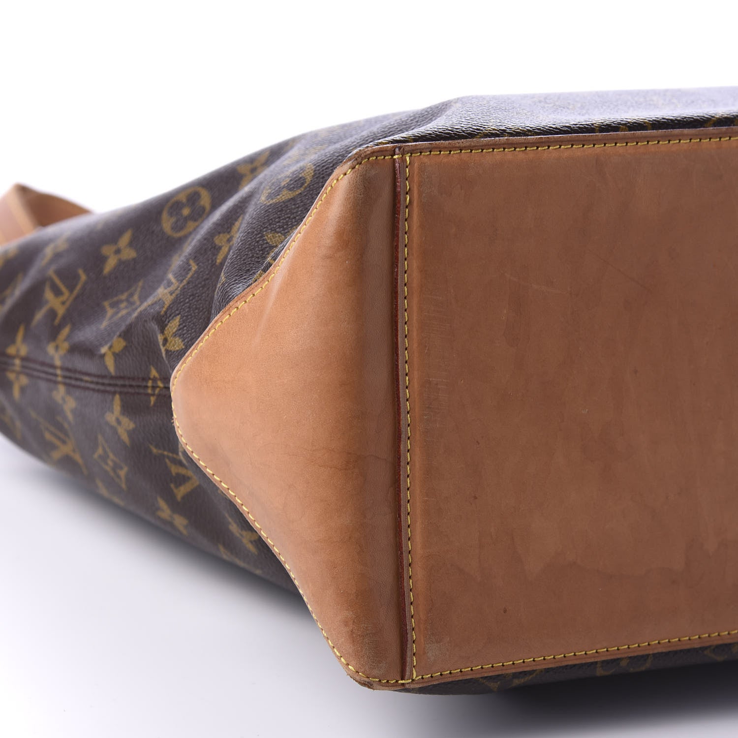 Louis Vuitton Monogram Cabas Mezzo 6 of 10