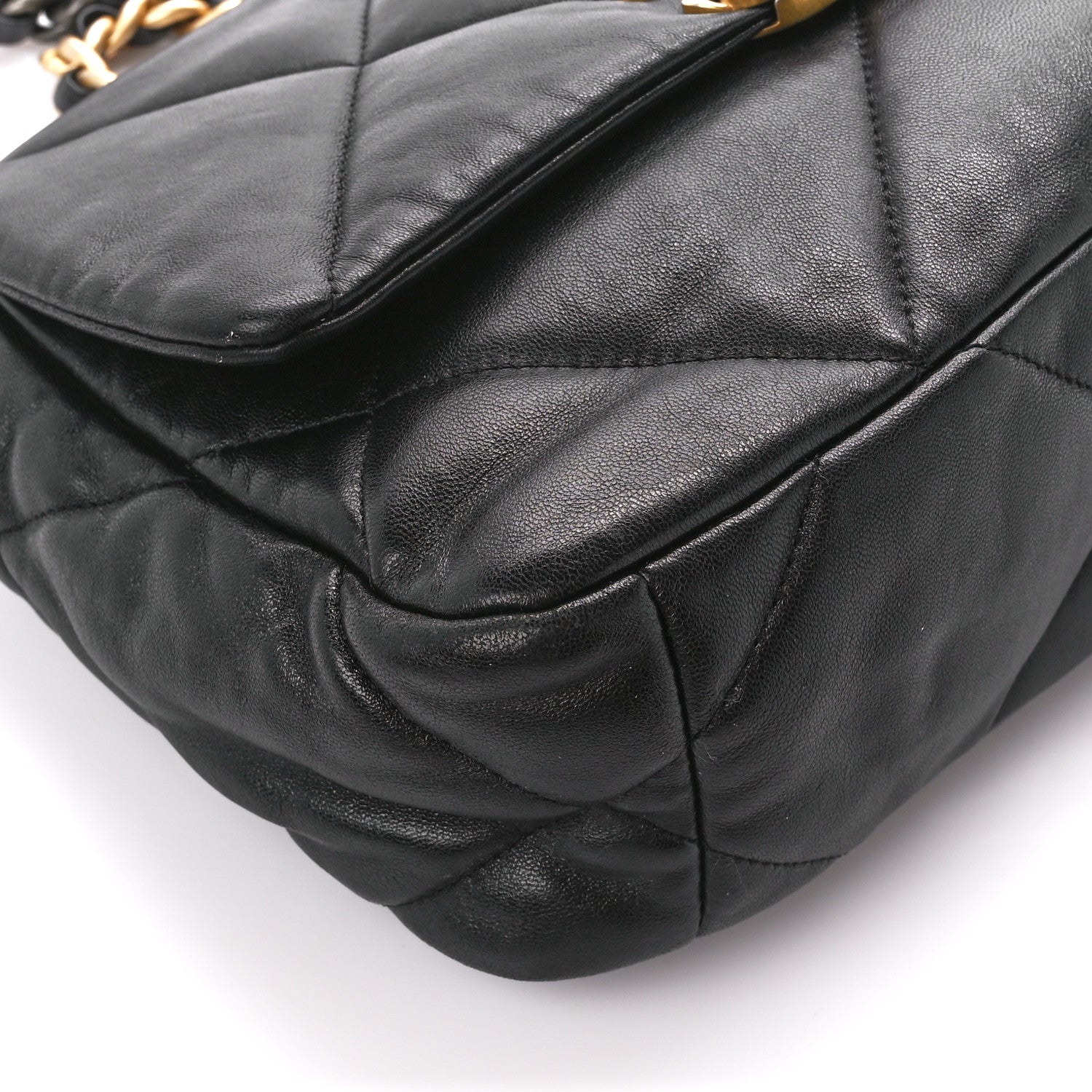 Chanel Lambskin Quilted Medium Chanel 19 Flap Black 10 of 10