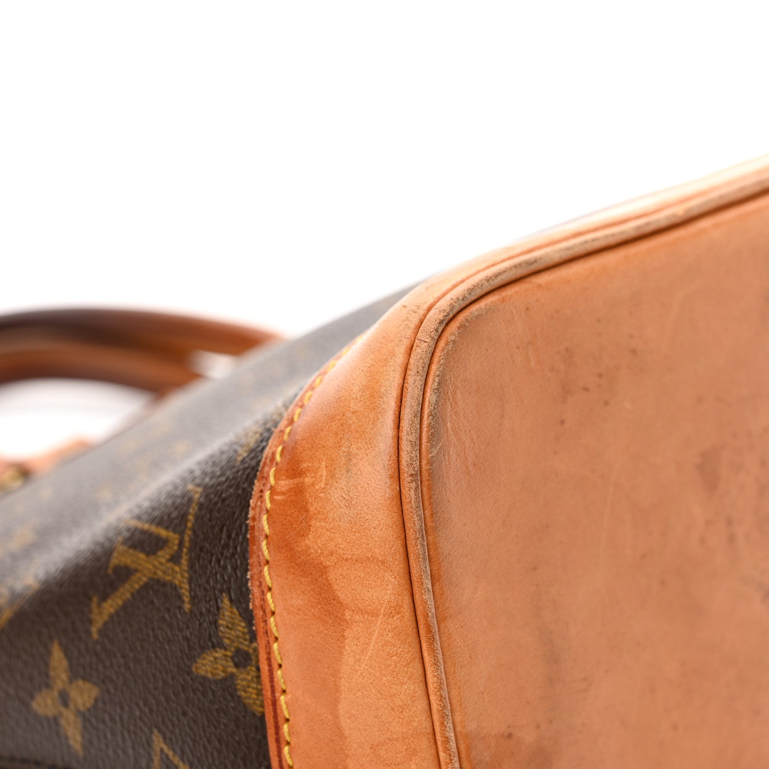 Louis Vuitton Monogram Alma PM 9 of 18
