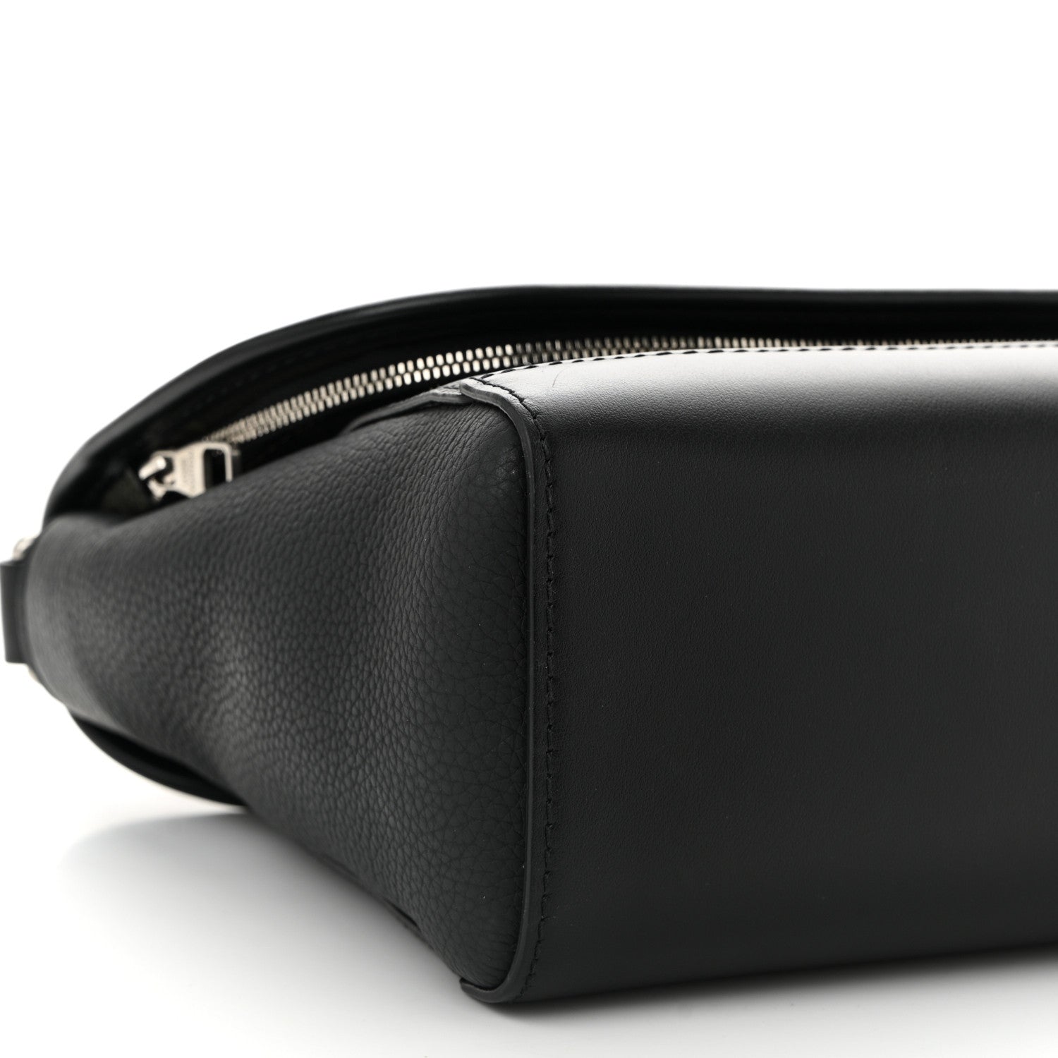 Louis Vuitton Grained Calfskin Monogram Pulse Messenger Khaki Black 8 of 10