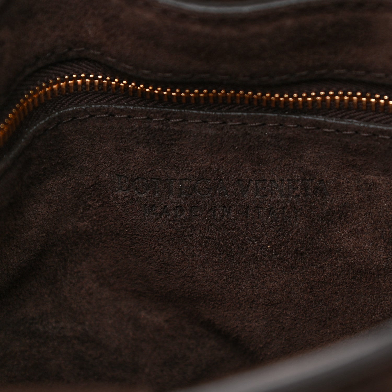 Bottega Veneta Suede Maxi Intrecciato Padded Cassette Crossbody Bag Fondant 5 of 9