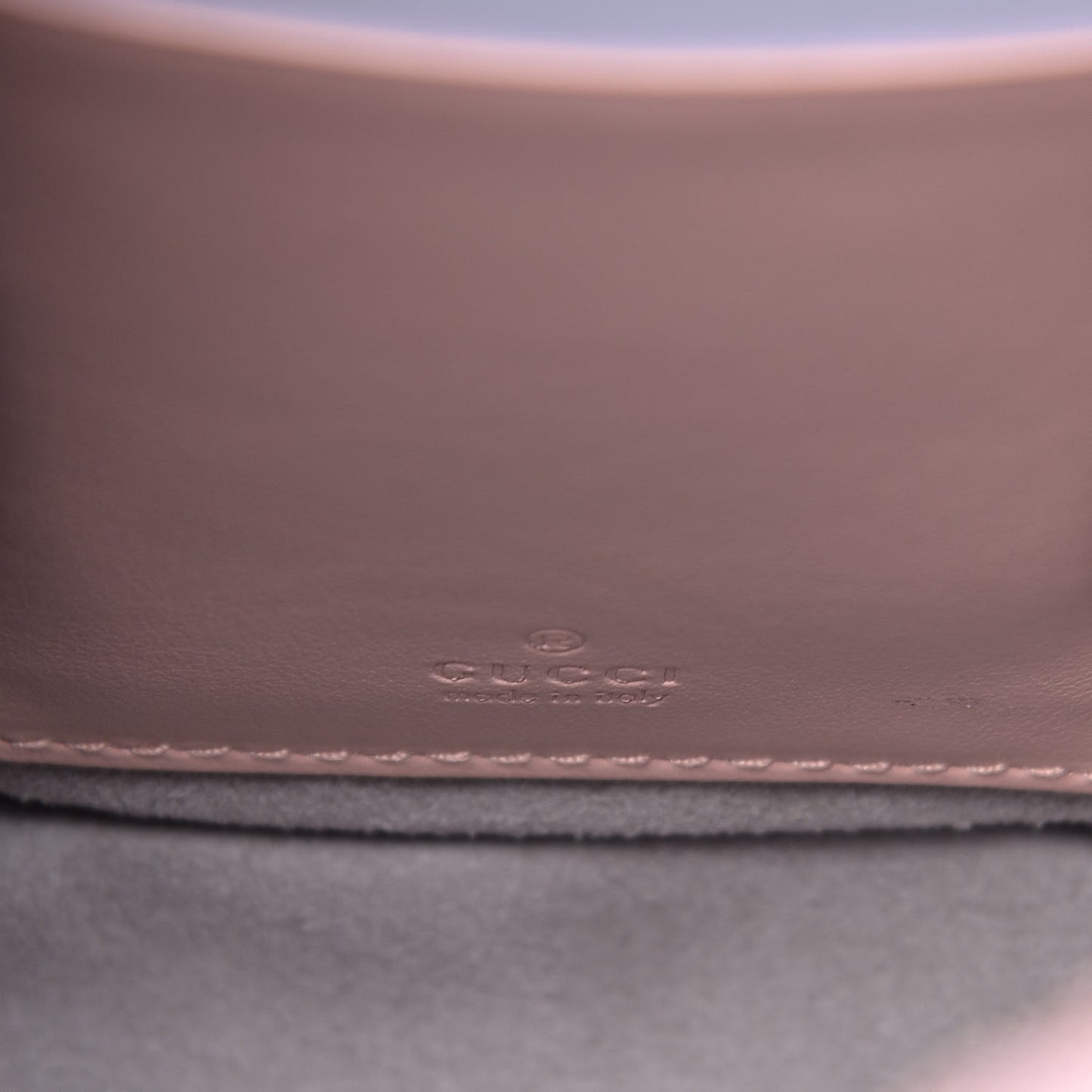 Calfskin Matelasse Mini GG Marmont 2.0 Bucket Bag Perfect Pink