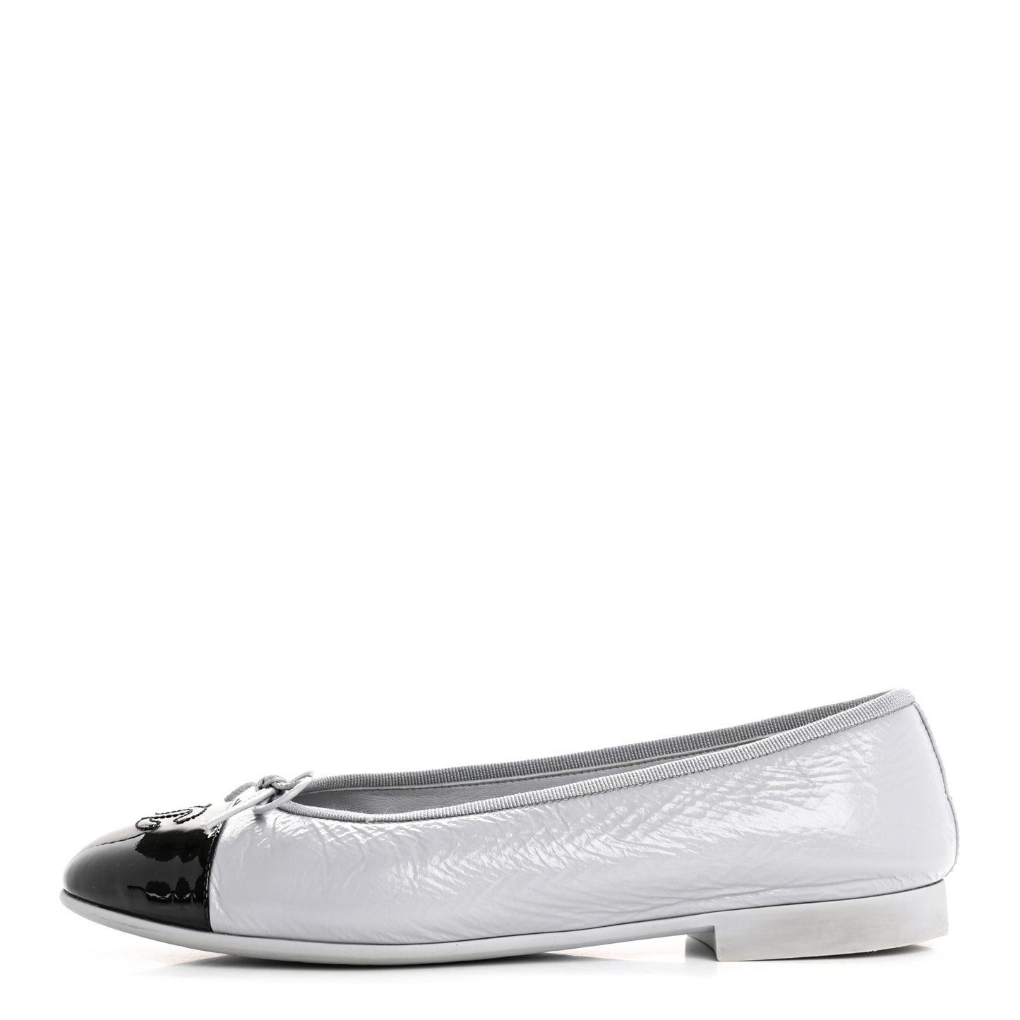 Shiny Crumpled Calfskin Patent CC Cap Toe Ballerina Flats 39 Grey Black