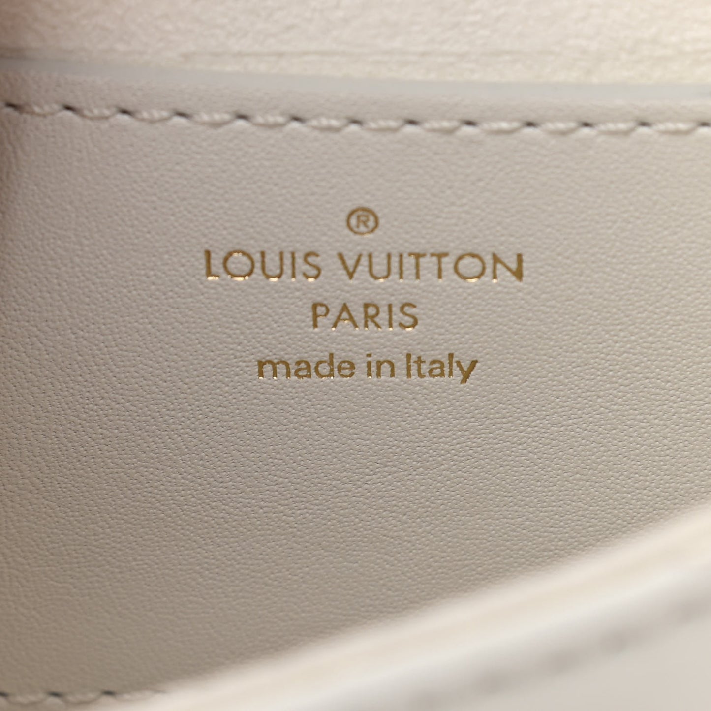 Calfskin New Wave Multi Pochette Snow