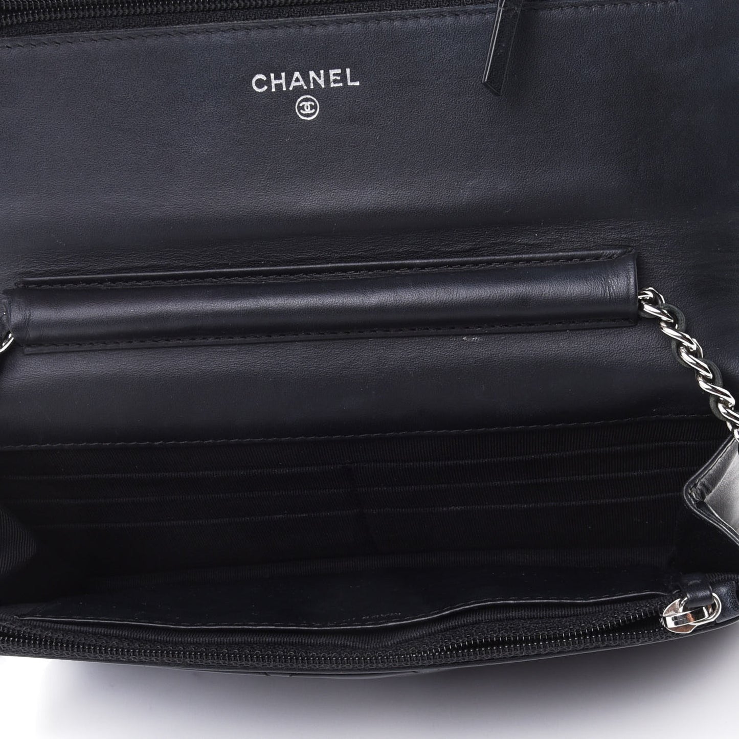 Patent Quilted Wallet On Chain WOC Black
