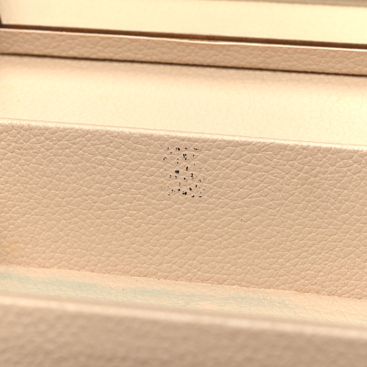 Louis Vuitton Monogram Boite Bouteilles et Glace Beauty Train Case 22 of 22