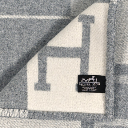 Hermes Wool Cashmere Avalon III Blanket Ecru Gris Clair 3 of 3