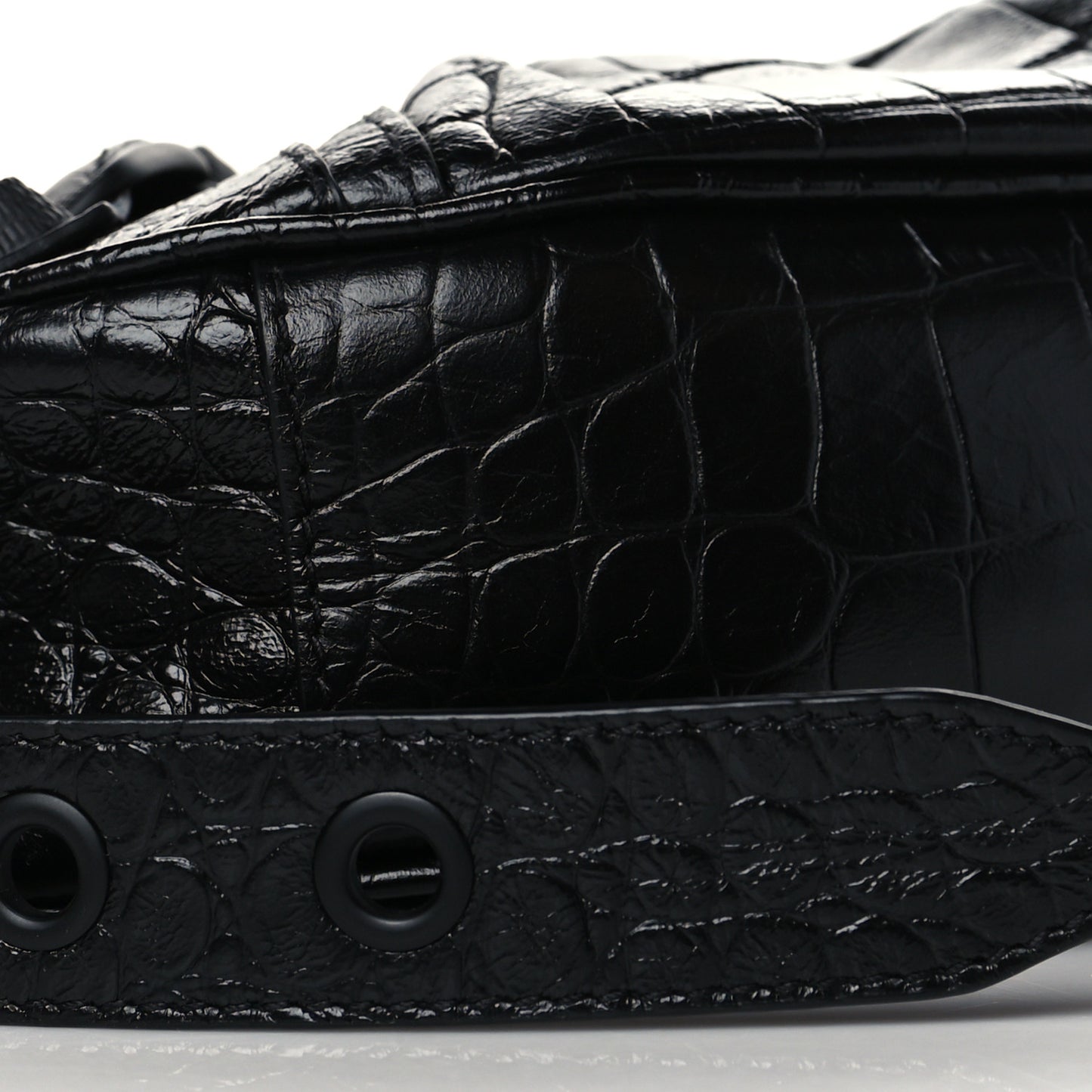 Extra Supple Calfskin Crocodile Embossed Monochrome Le Cagole Shoulder Bag XS Black