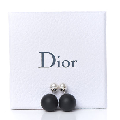 Christian Dior Mise En Dior Tribal Earrings Matte Black Pearl 4 of 4