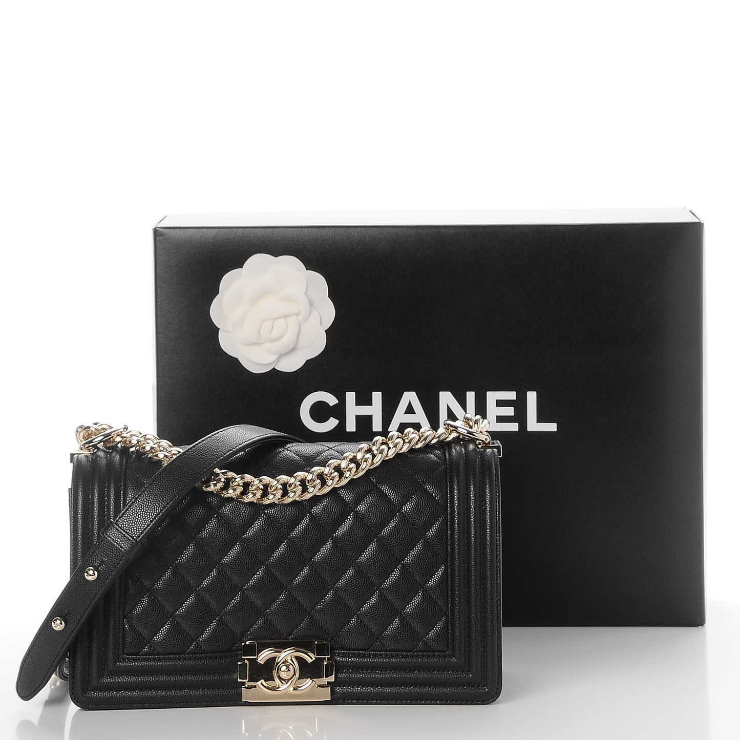 Caviar Quilted Medium Boy Flap Black