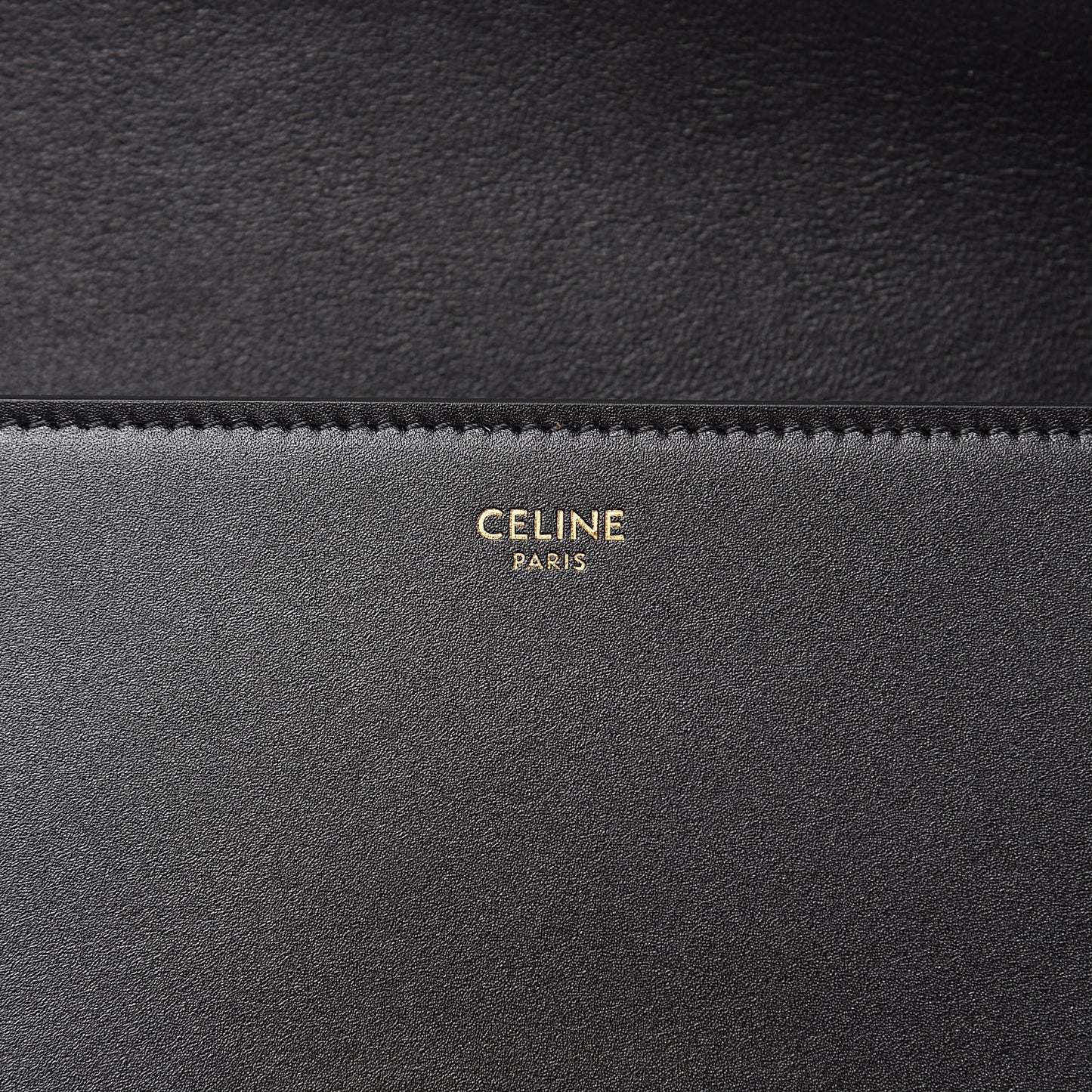 Shiny Calfskin Medium Chain Maillon Triomphe Black