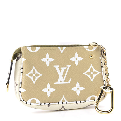Louis Vuitton Monogram Giant Micro Pochette Accessories Kaki White 3 of 7
