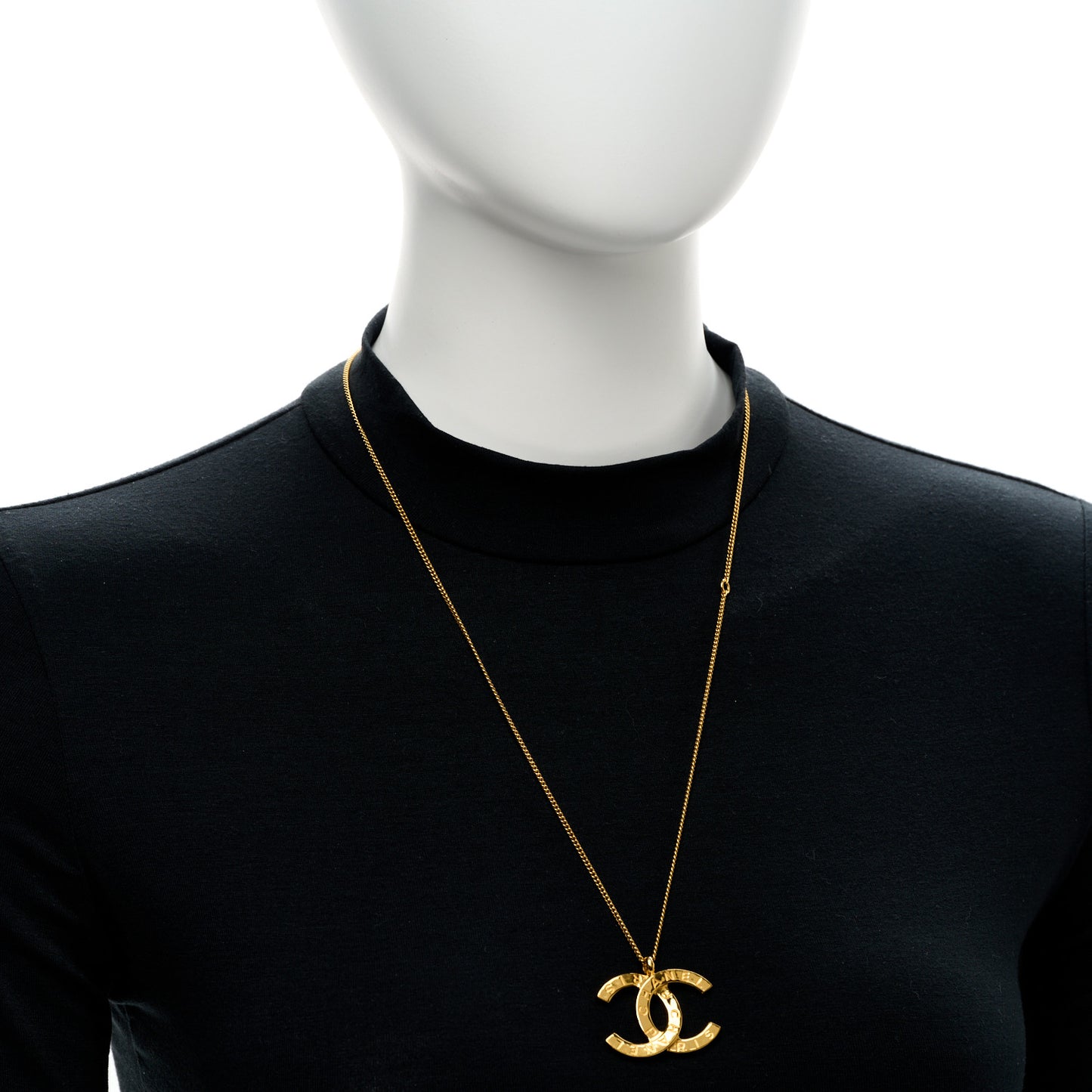 Metal CC Paris Button Necklace Gold