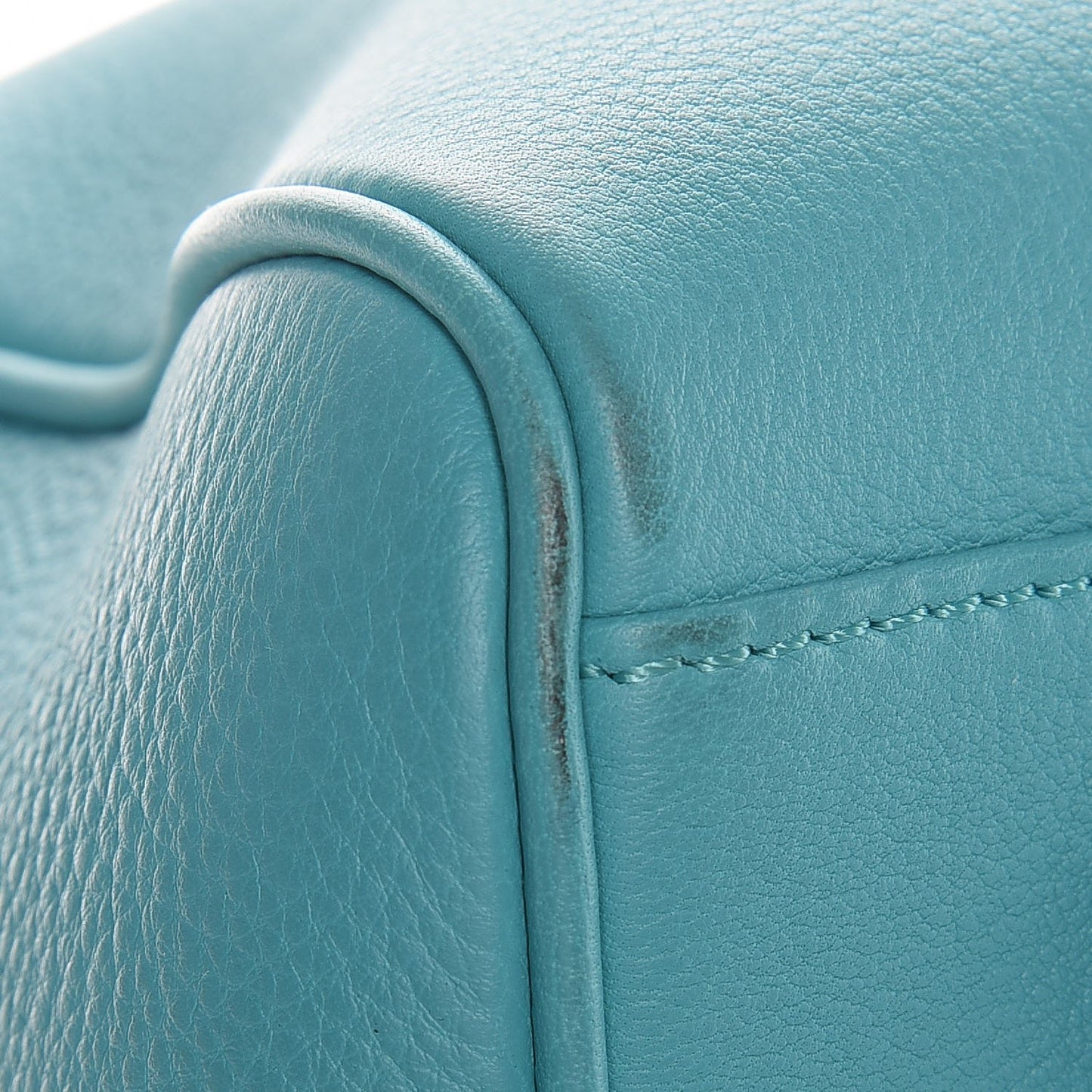 Veau Cachemire SC Bag PM Turquoise