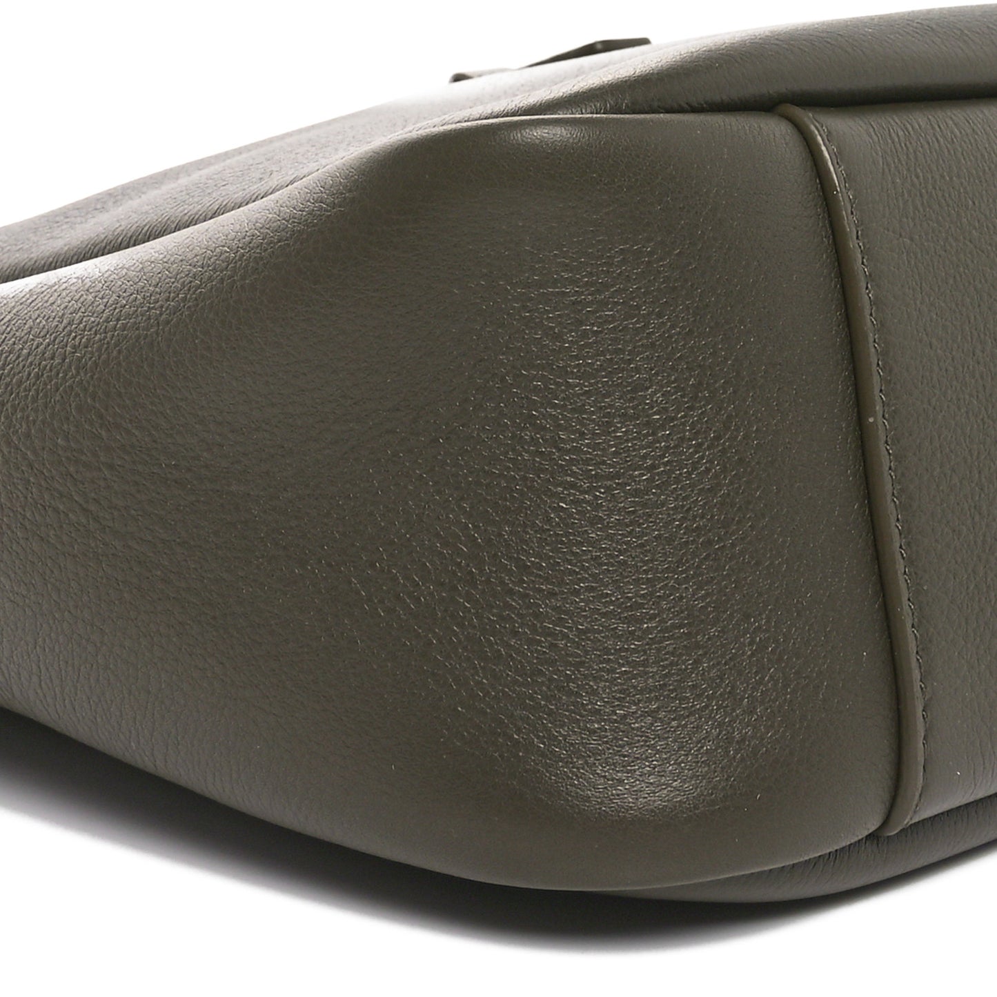 Smooth Calfskin Small Le 5 A 7 Soft Hobo Light Musk