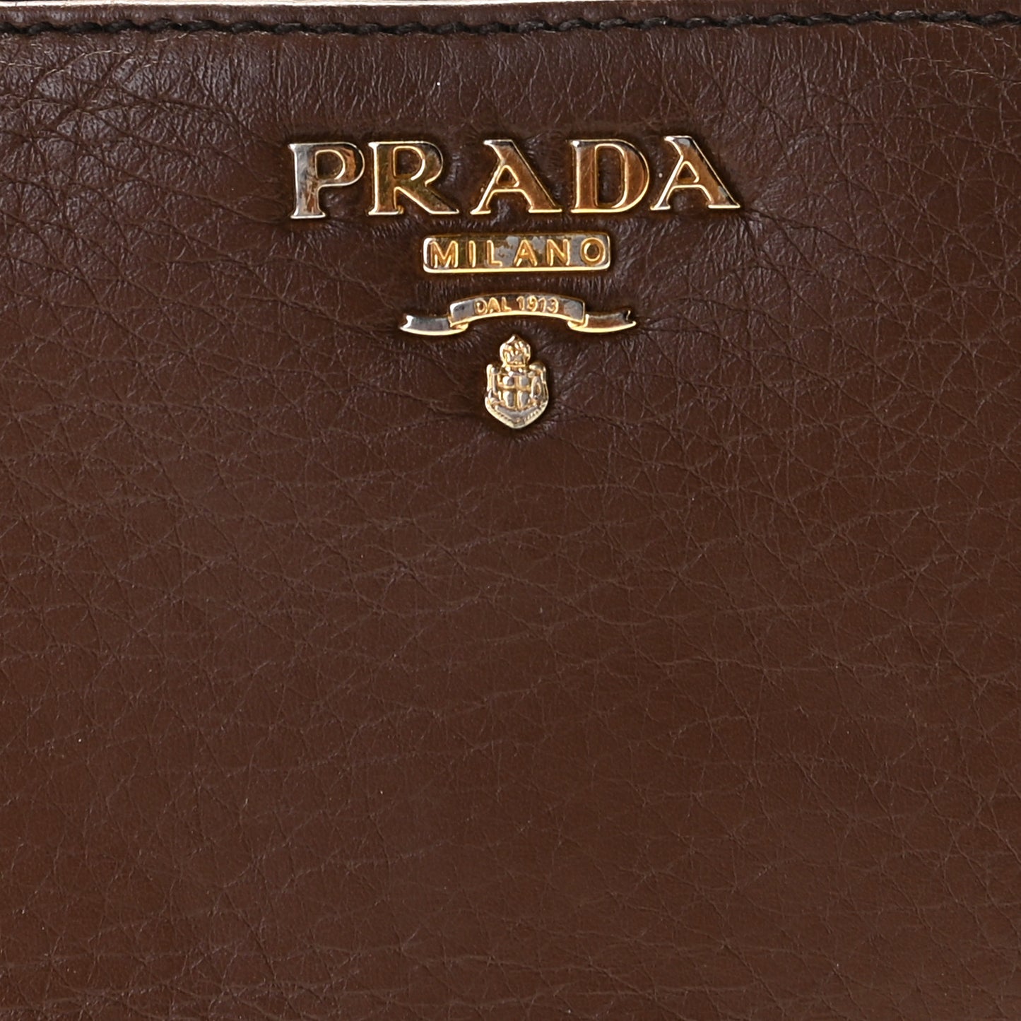 Vitello Daino Zip Around Wallet Cacao