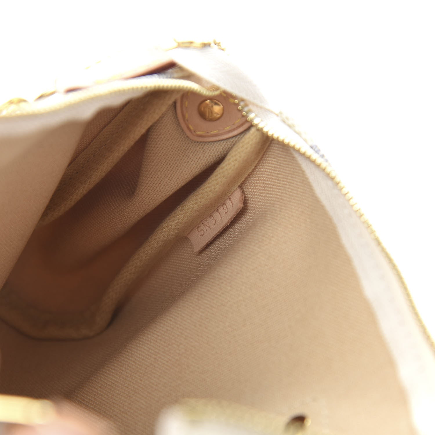 Louis Vuitton Damier Azur Eva Clutch 9 of 10