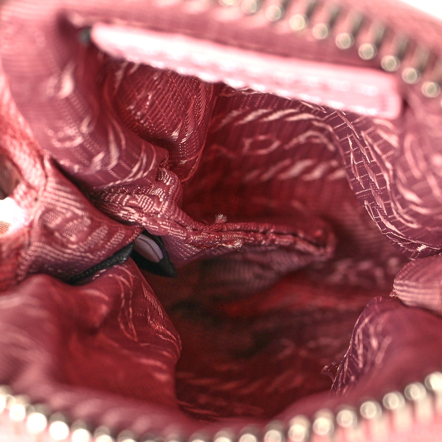 Nylon Re-Edition 2005 Shoulder Bag Rosa