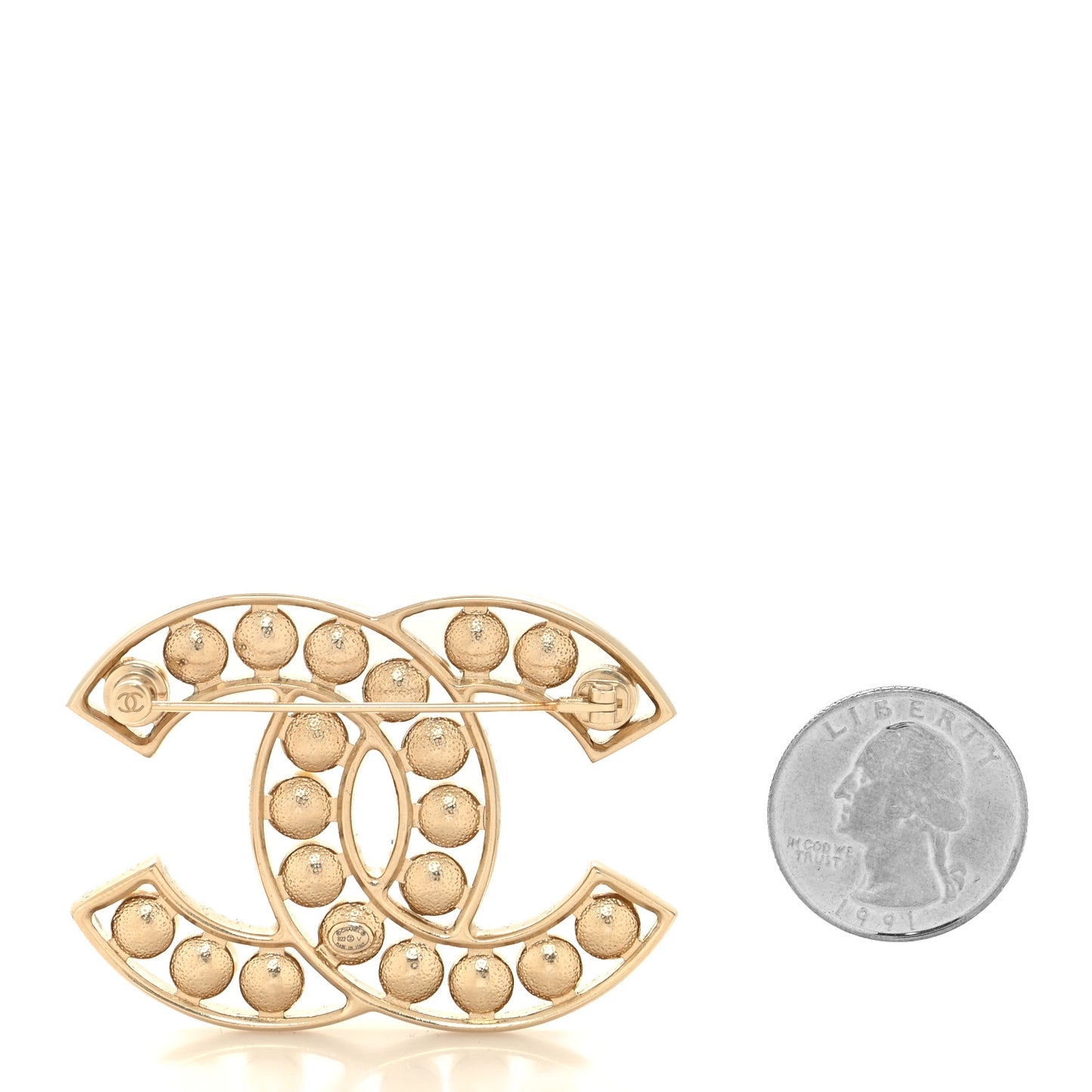 Pearl CC Brooch Light Gold
