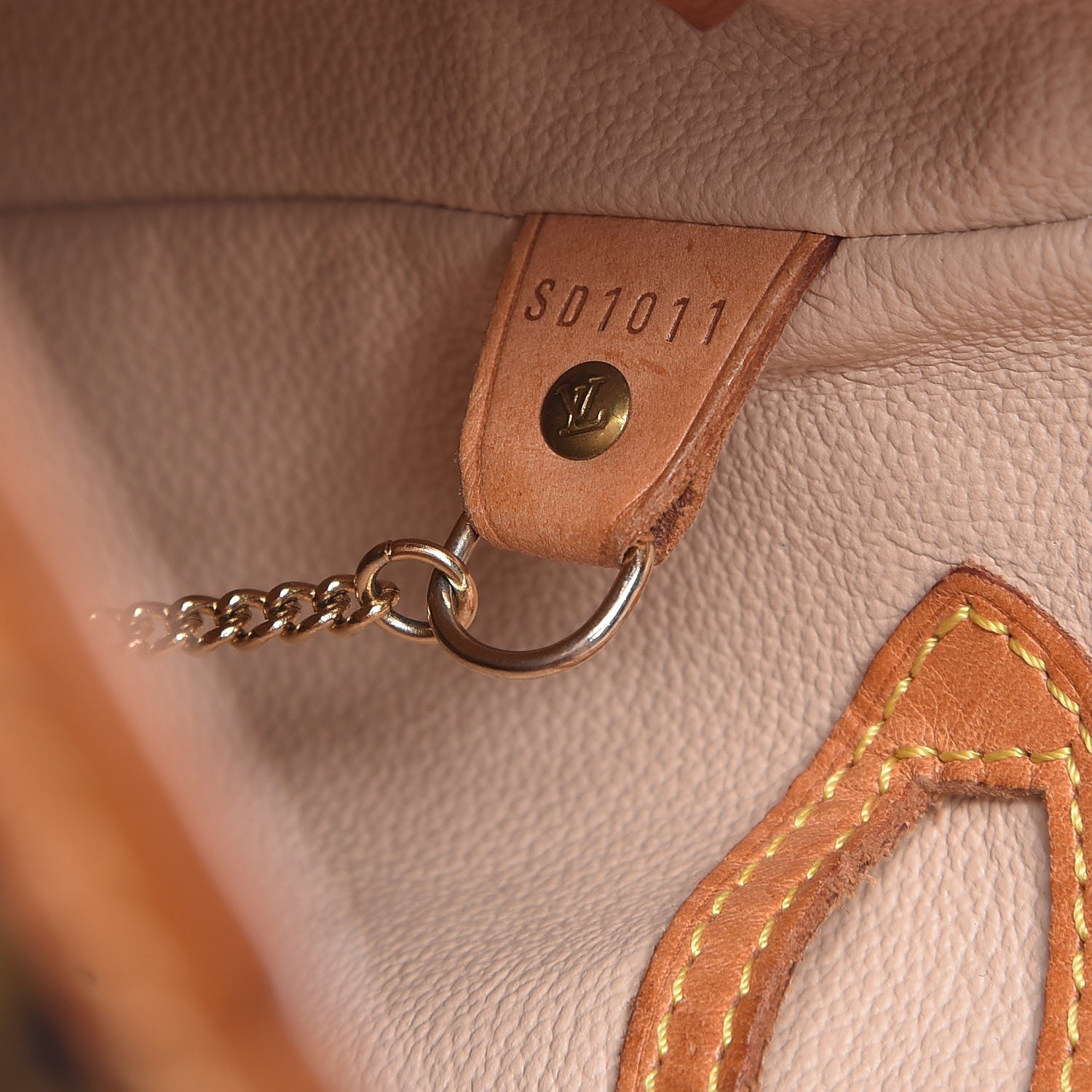 Louis Vuitton Monogram Petit Bucket 23 7 of 12