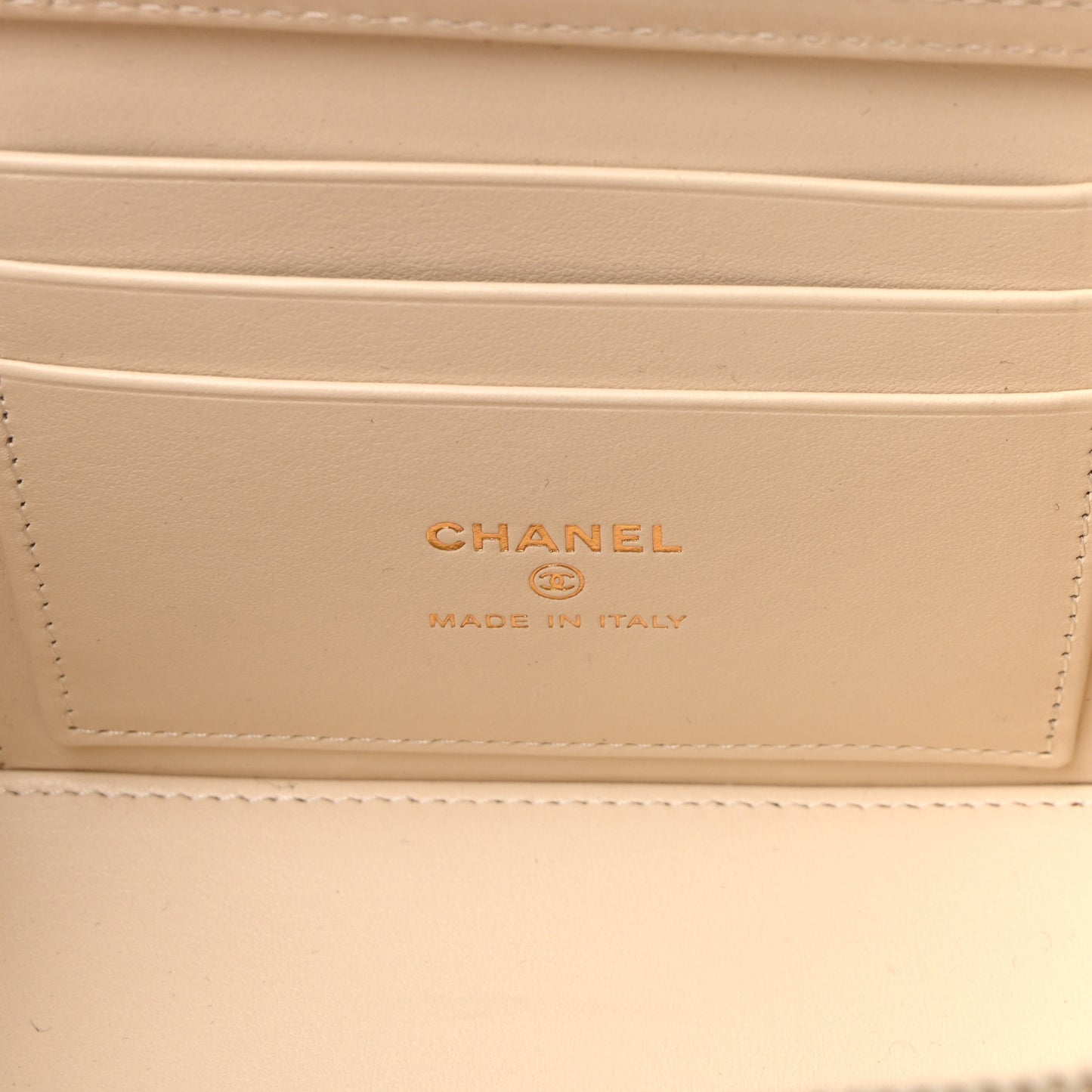 Caviar Quilted Trendy Handle Mini Vanity Ecru